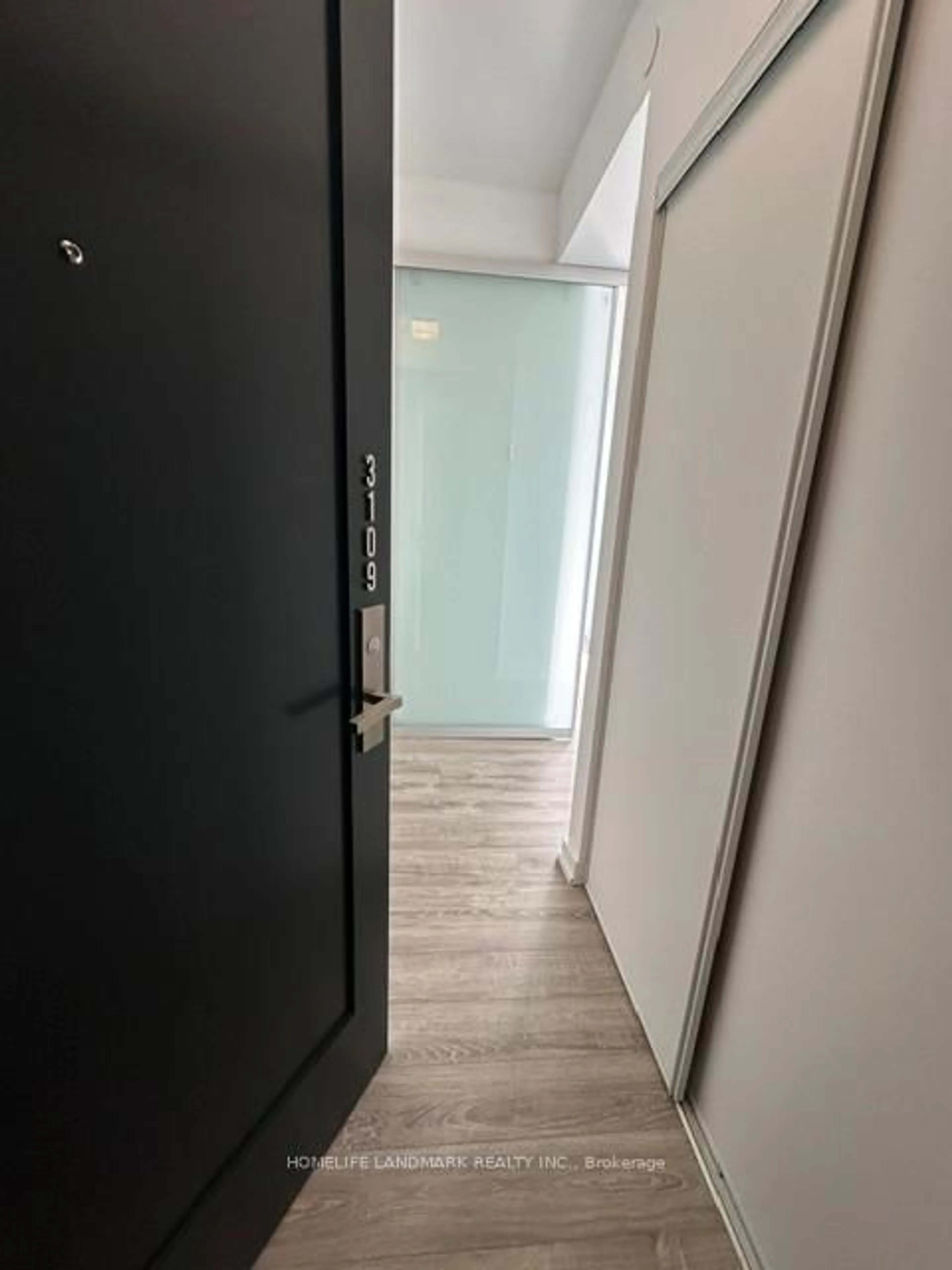 Indoor foyer for 28 Wellesley St #3109, Toronto Ontario M4Y 1G3