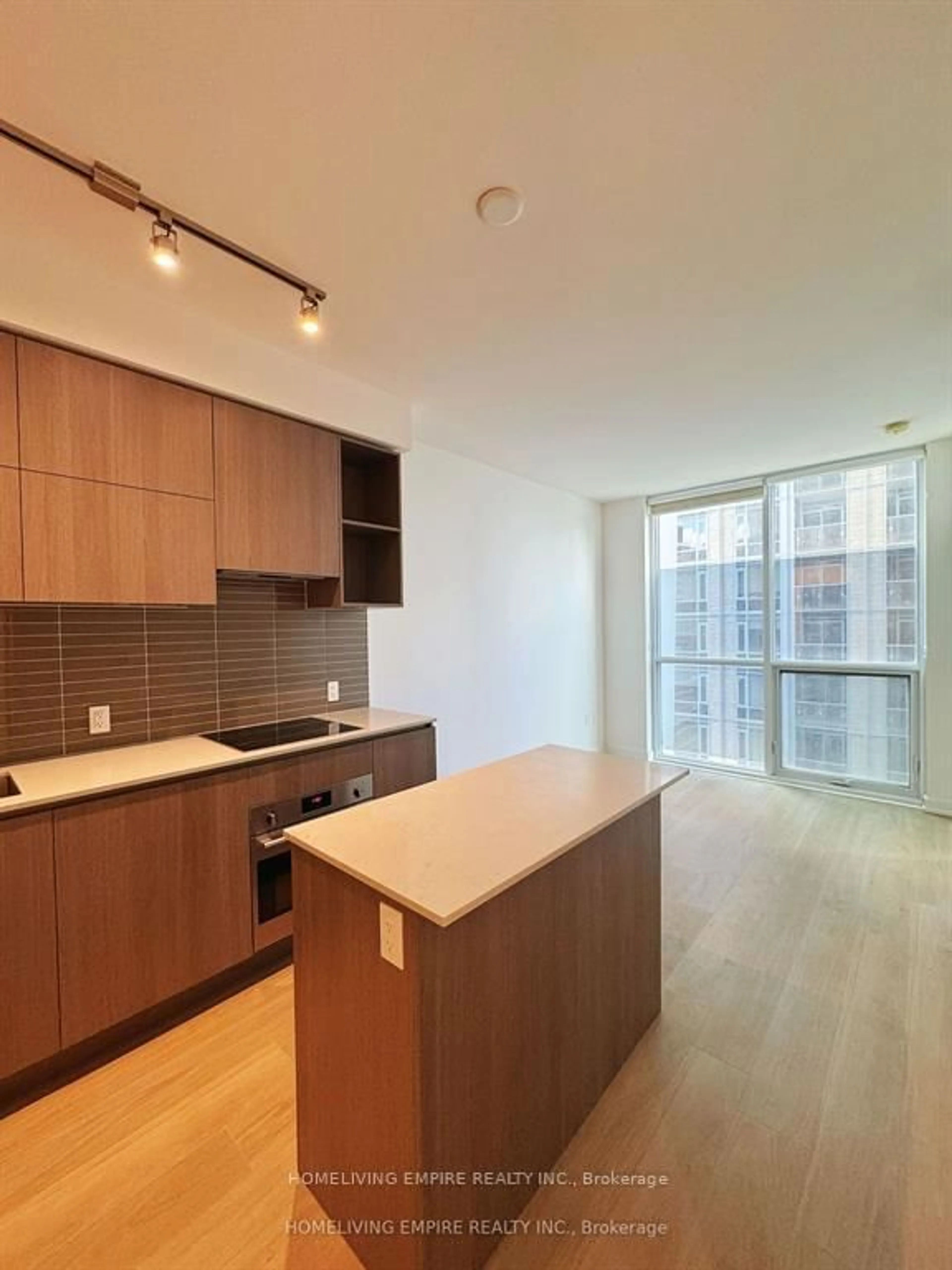 Standard kitchen, unknown for 1 Yorkville Ave #1703, Toronto Ontario M4W 1L1