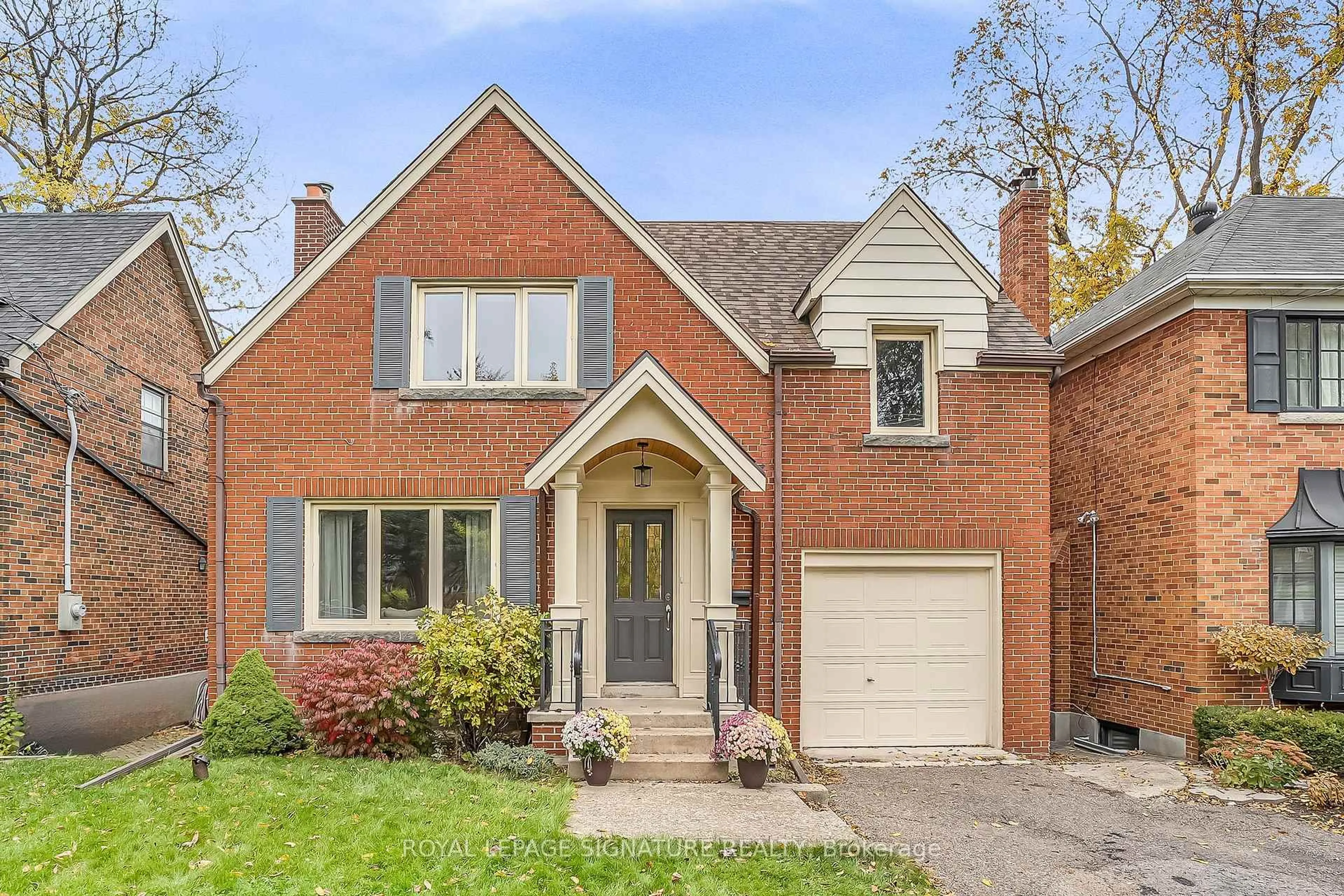 Home with brick exterior material, street for 6 Armour Blvd, Toronto Ontario M5M 3C1