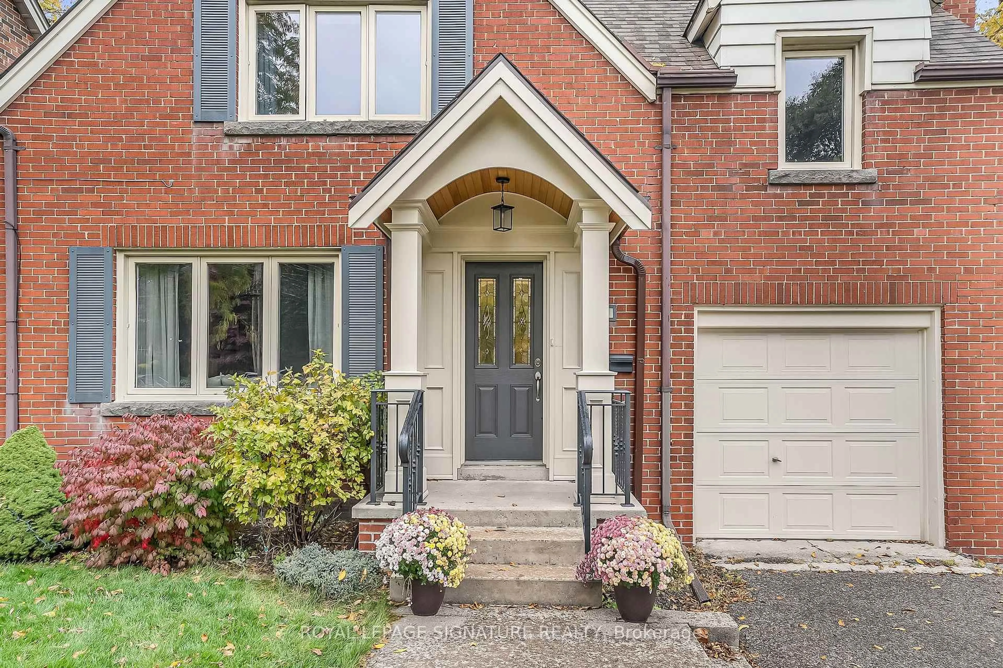 Home with brick exterior material, street for 6 Armour Blvd, Toronto Ontario M5M 3C1