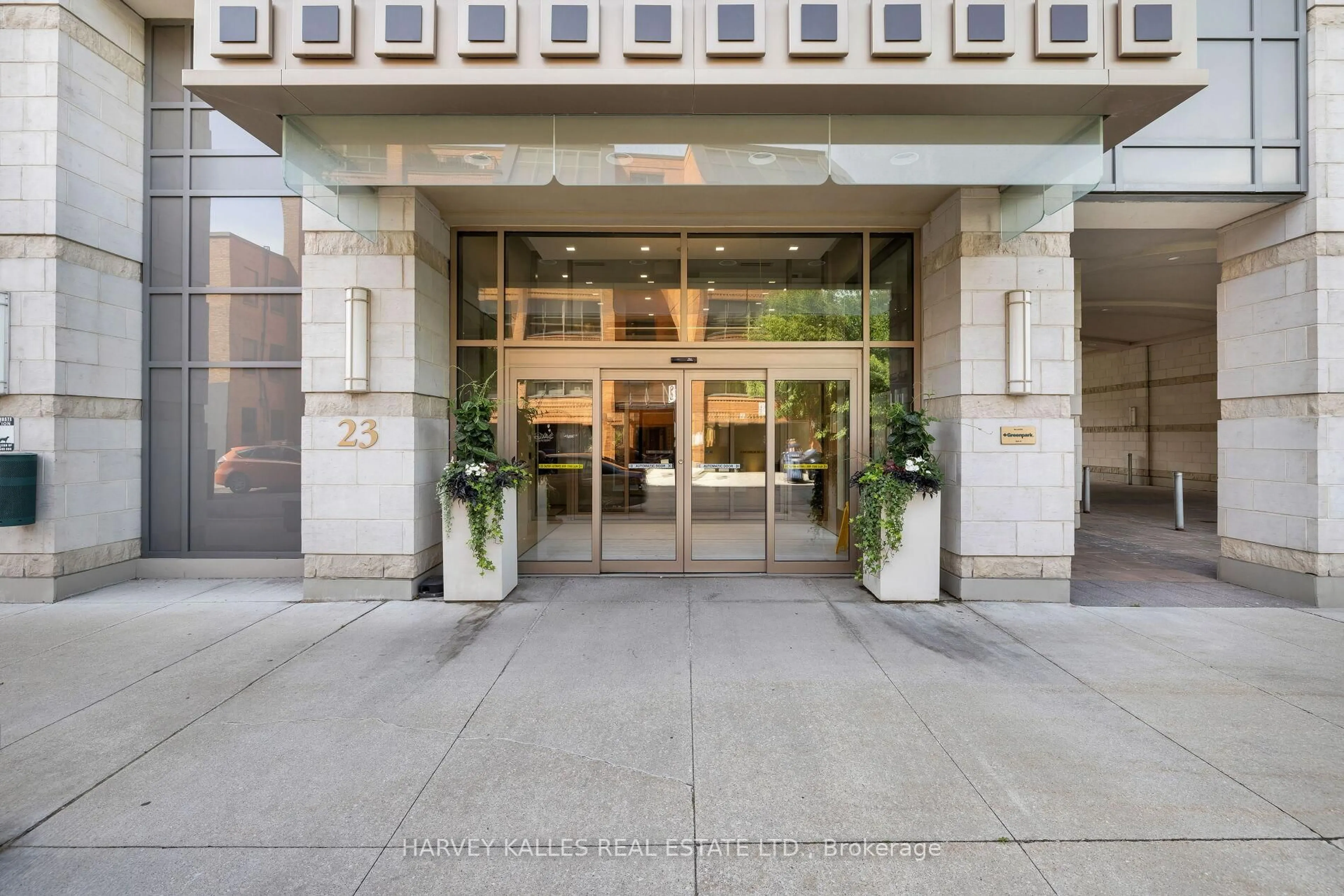 Lobby for 23 Glebe Rd #1007, Toronto Ontario M5P 0A1