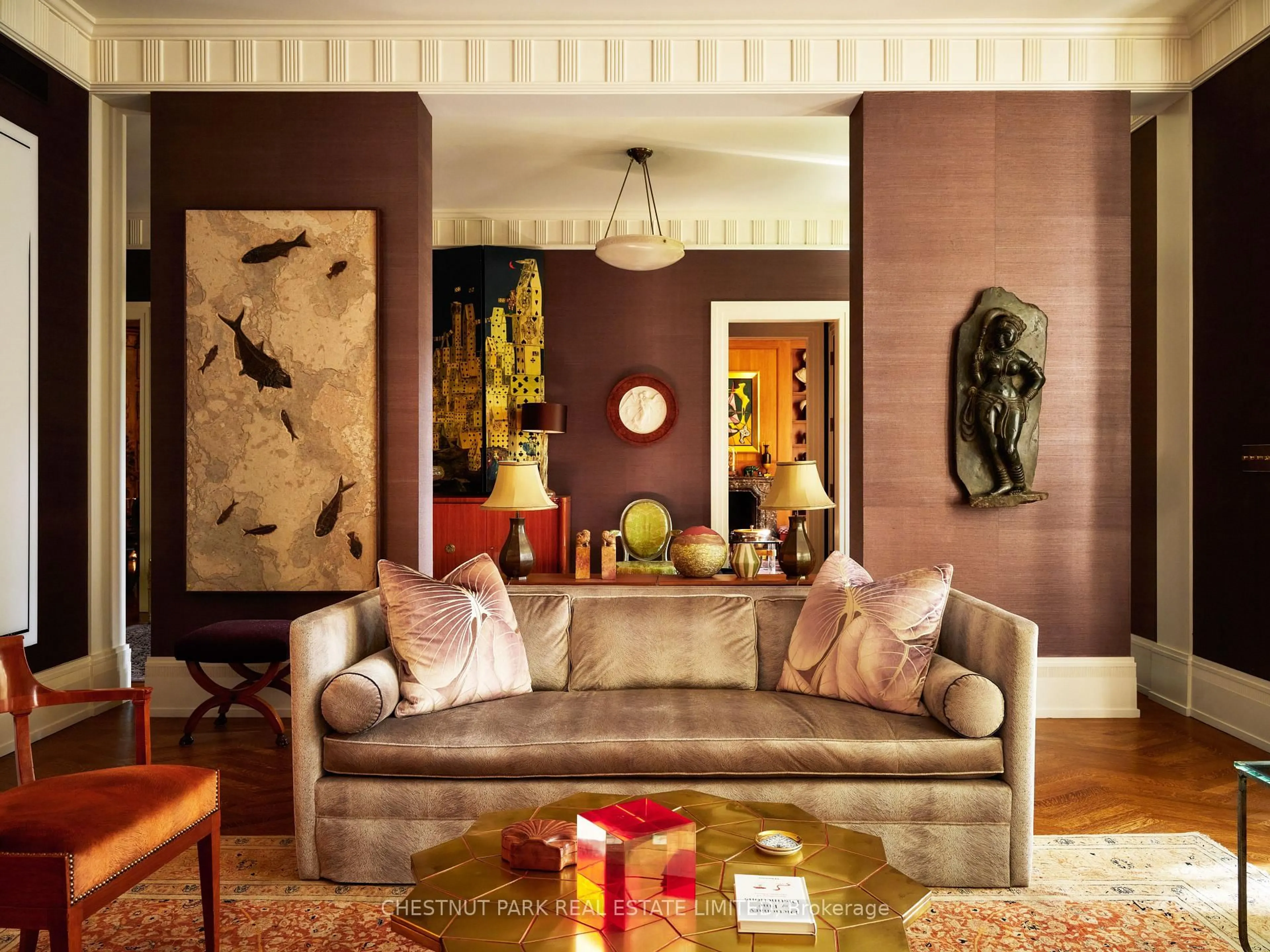 Living room with furniture, unknown for 10 Shorncliffe Ave, Toronto Ontario M4V 1T1