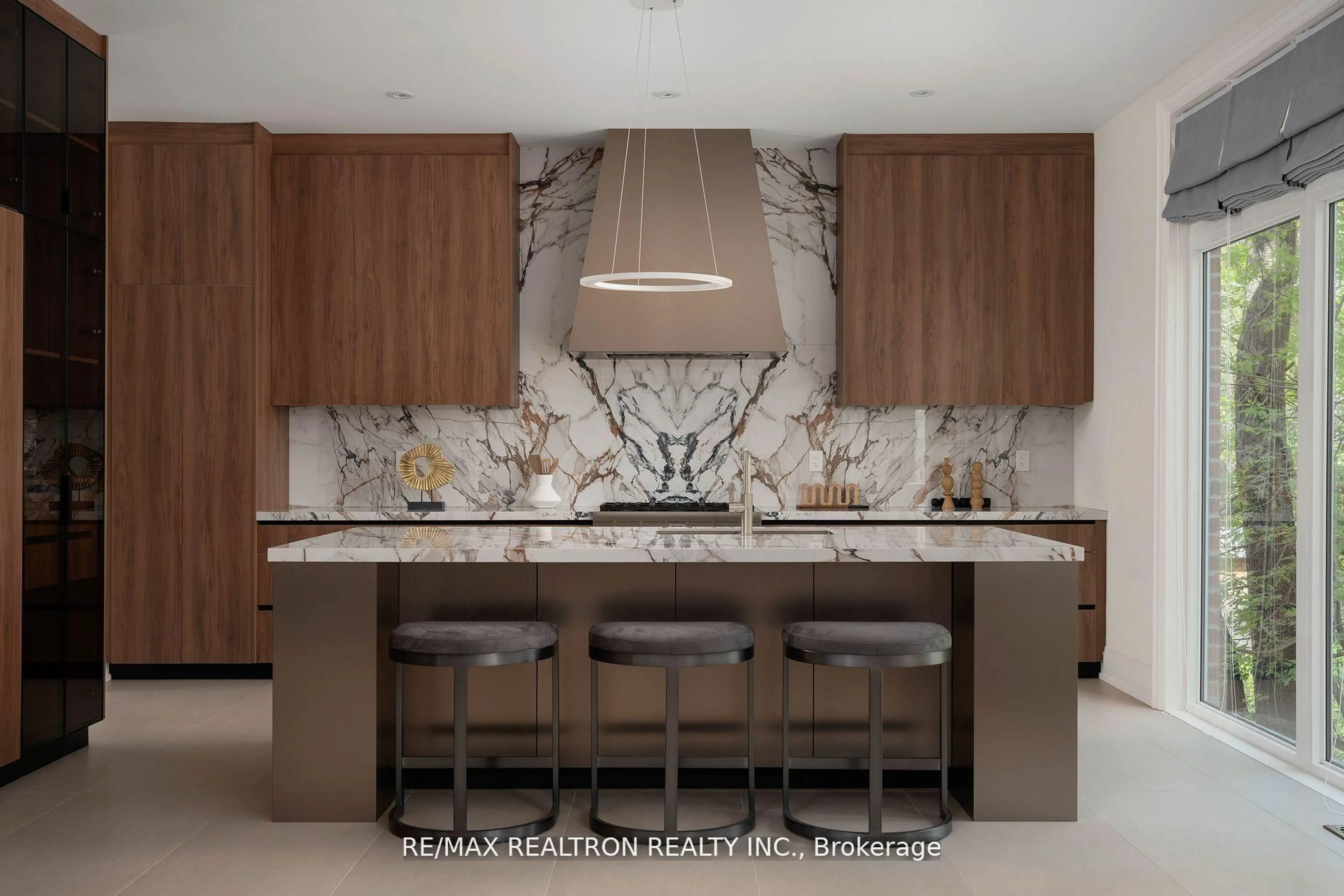 Contemporary kitchen, ceramic/tile floor for 146 Empress Ave, Toronto Ontario M2N 3T6