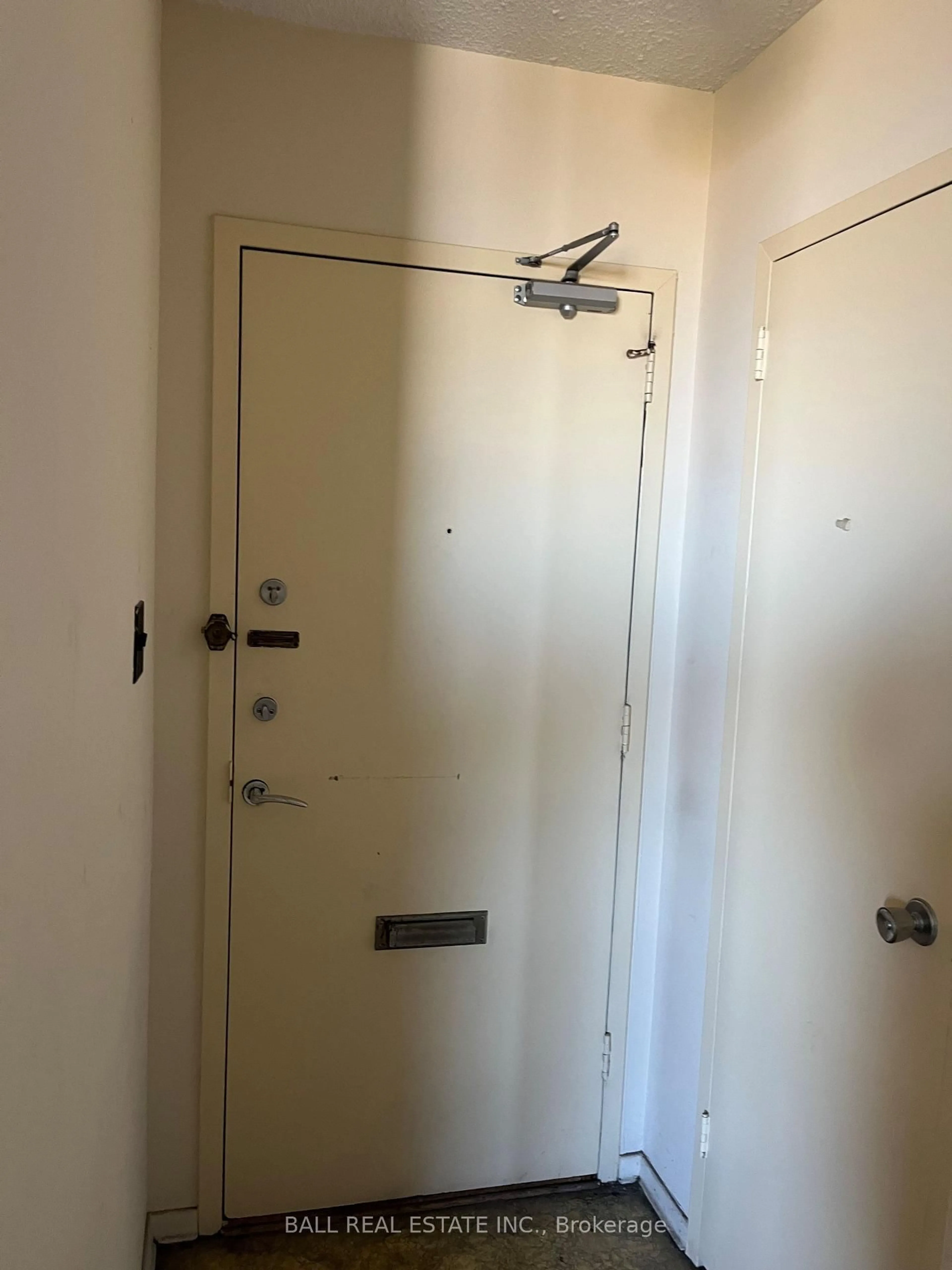 Unknown for 5 Parkway Forest Dr #1610, Toronto Ontario M2J 1L2