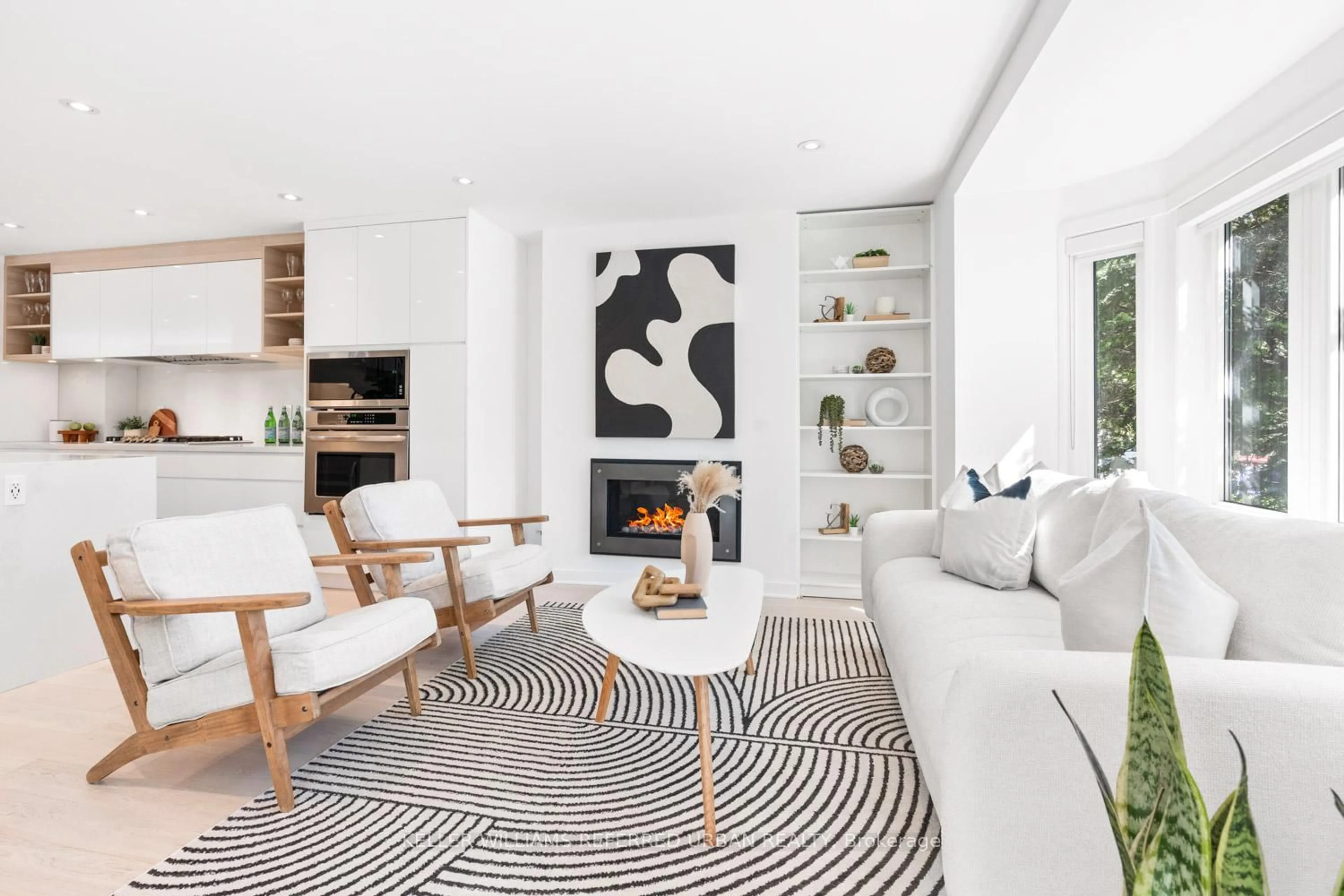 Living room with furniture, unknown for 96 Glenvale Blvd, Toronto Ontario M4G 2V9