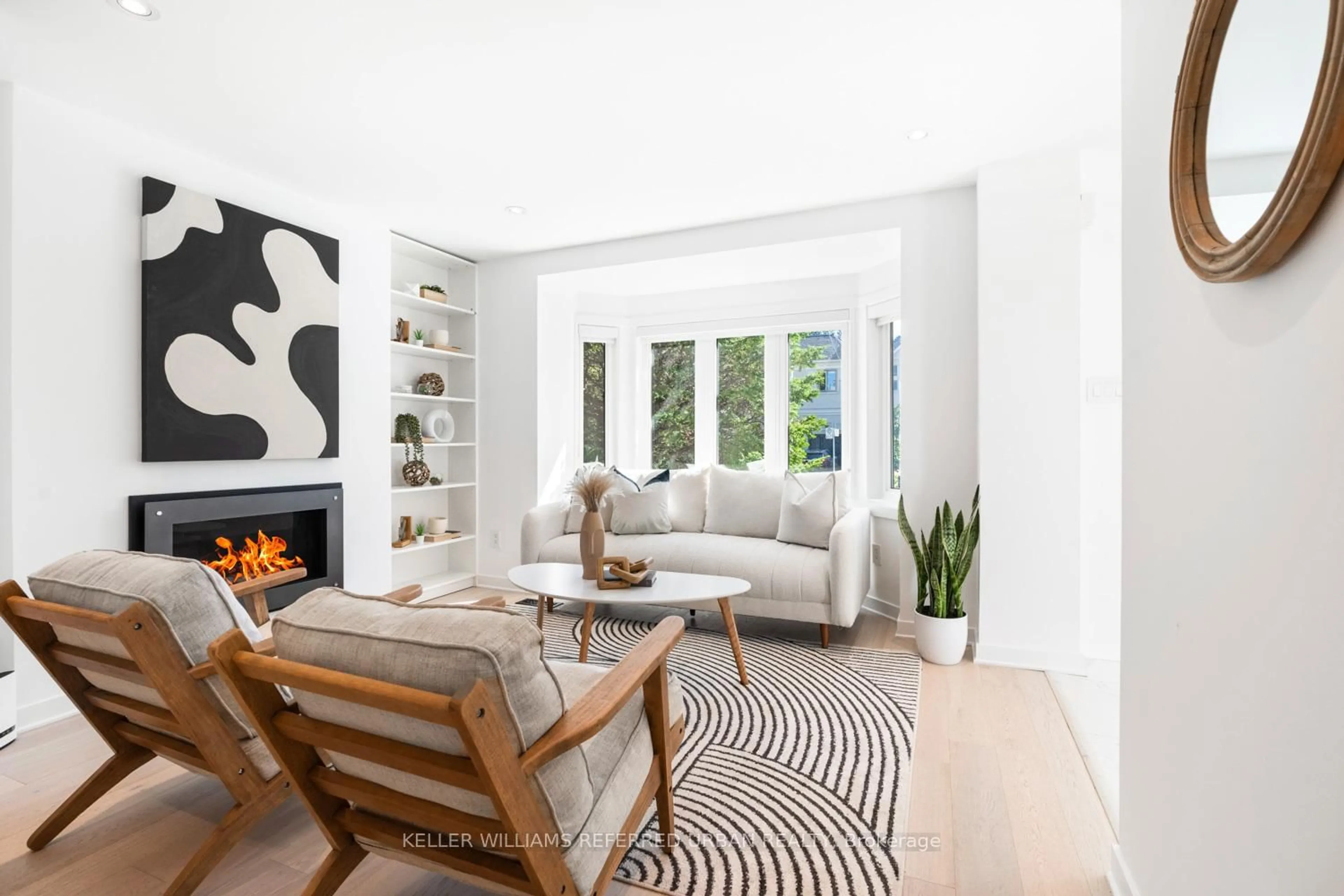 Living room with furniture, unknown for 96 Glenvale Blvd, Toronto Ontario M4G 2V9