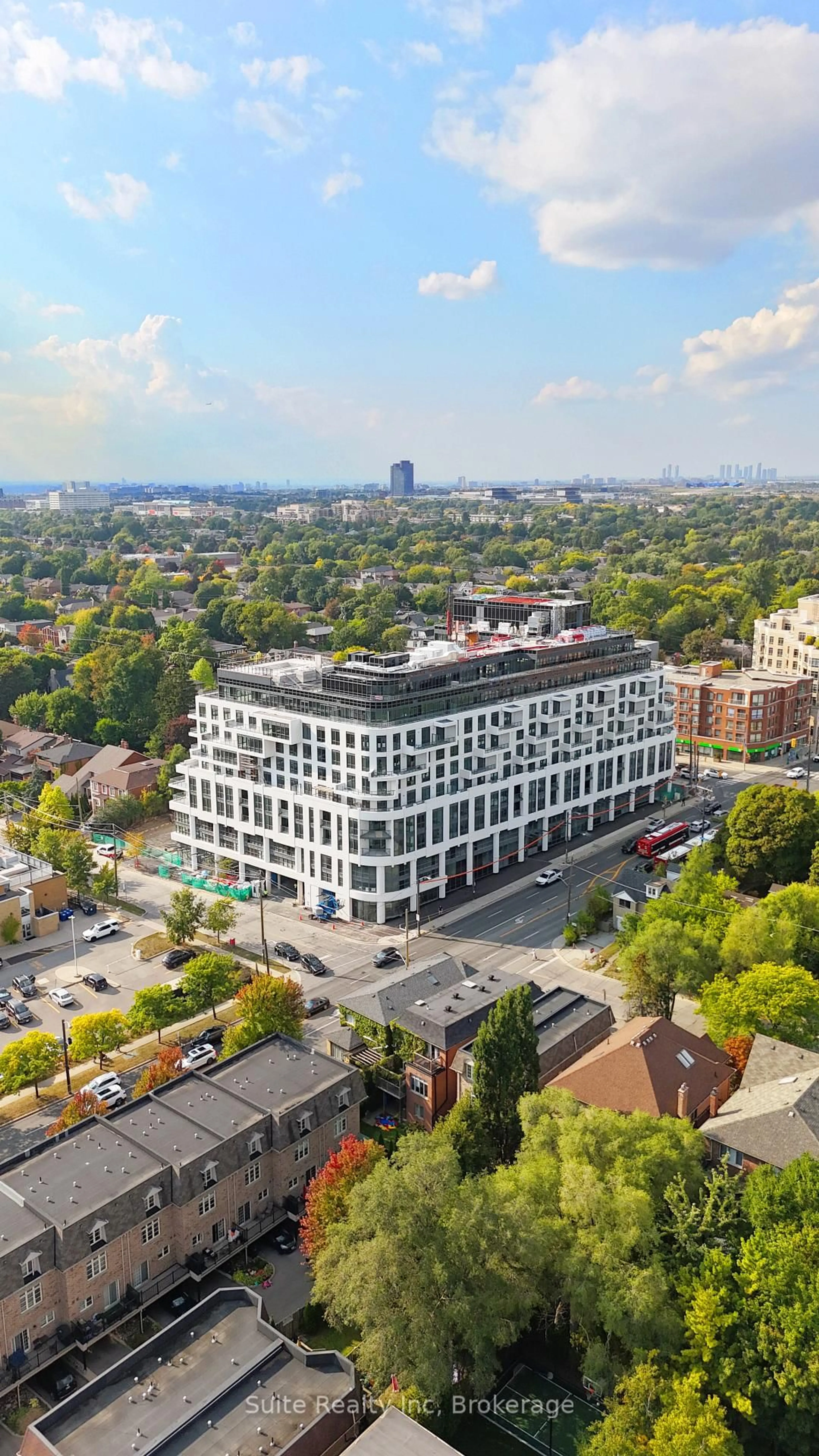 A pic from outside/outdoor area/front of a property/back of a property/a pic from drone, building for 505 Glencairn Ave #318, Toronto Ontario M6B 0B2