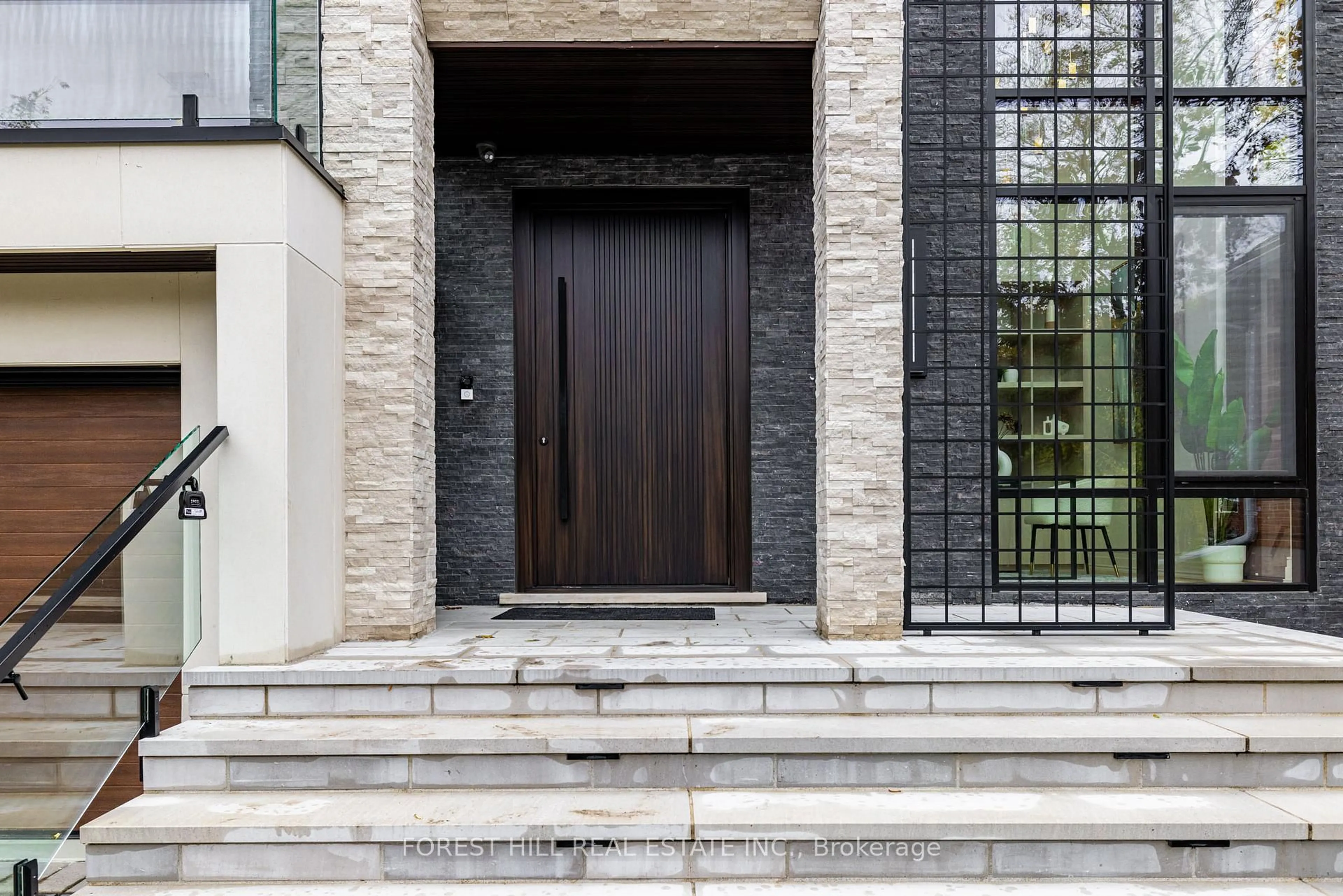 Unknown for 184 Poyntz Ave, Toronto Ontario M2N 1J6