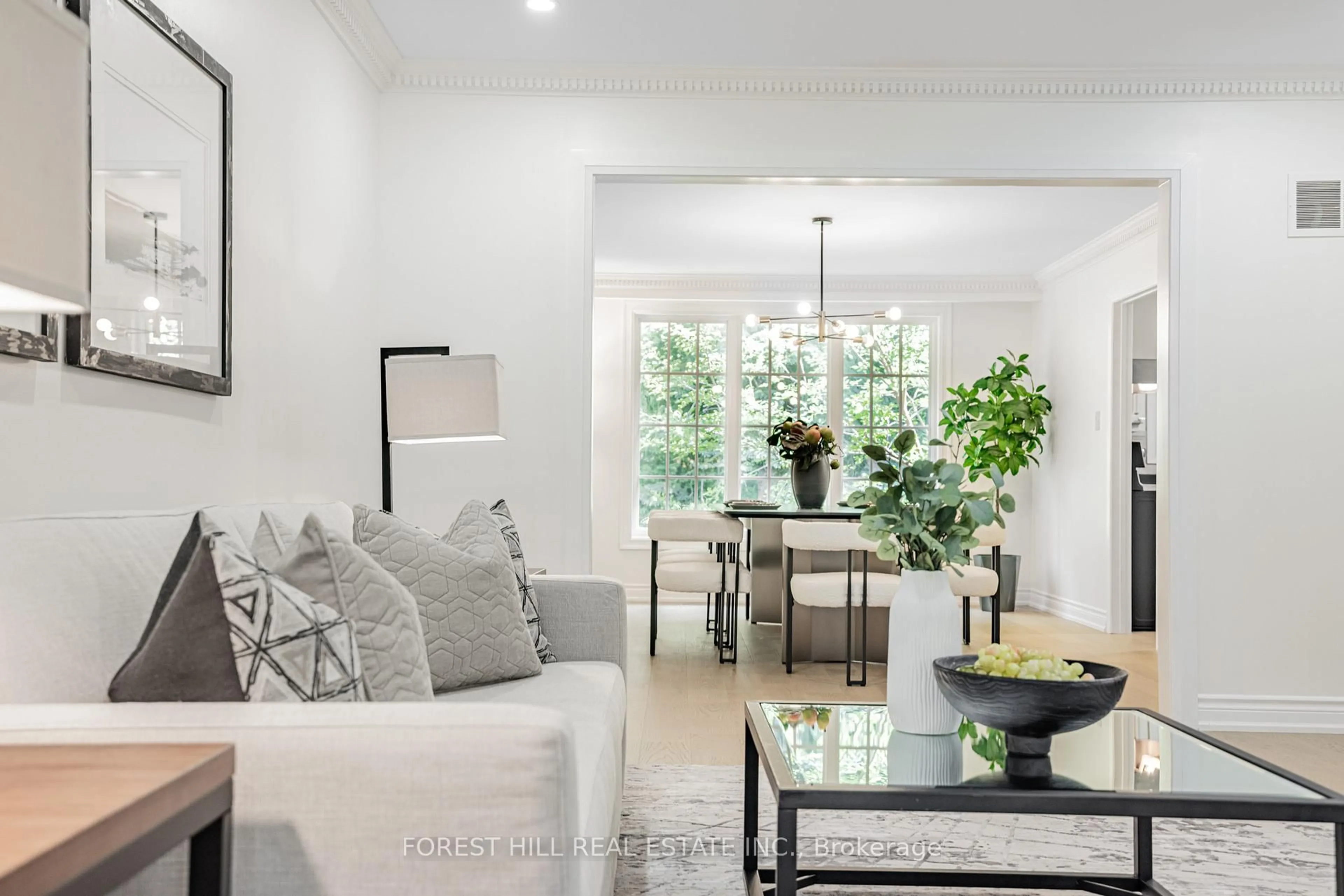 Living room with furniture, unknown for 37 Abbeywood Tr, Toronto Ontario M3B 3B4