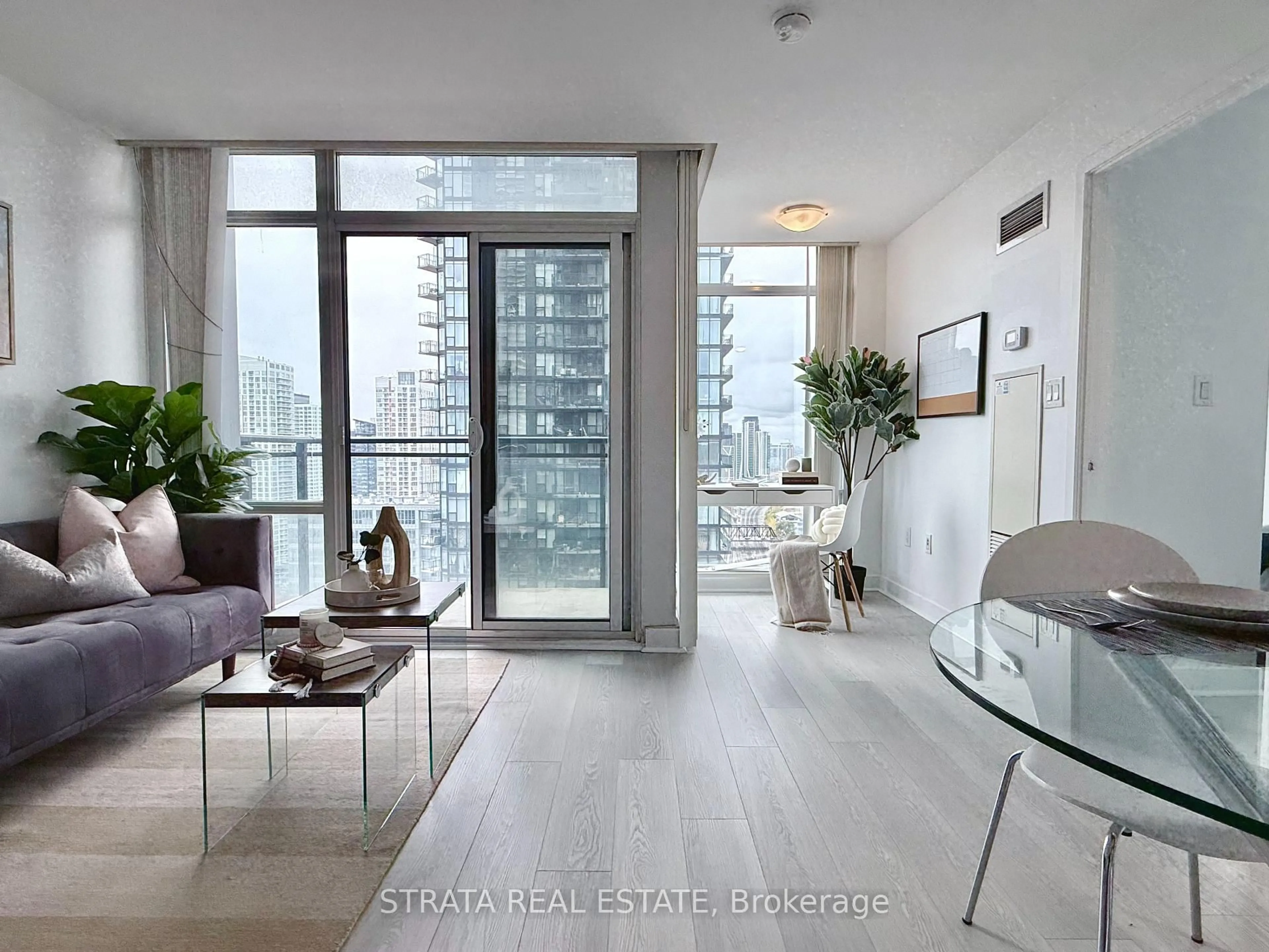 Unknown for 25 Telegram Mews #3012, Toronto Ontario M5V 3Z1