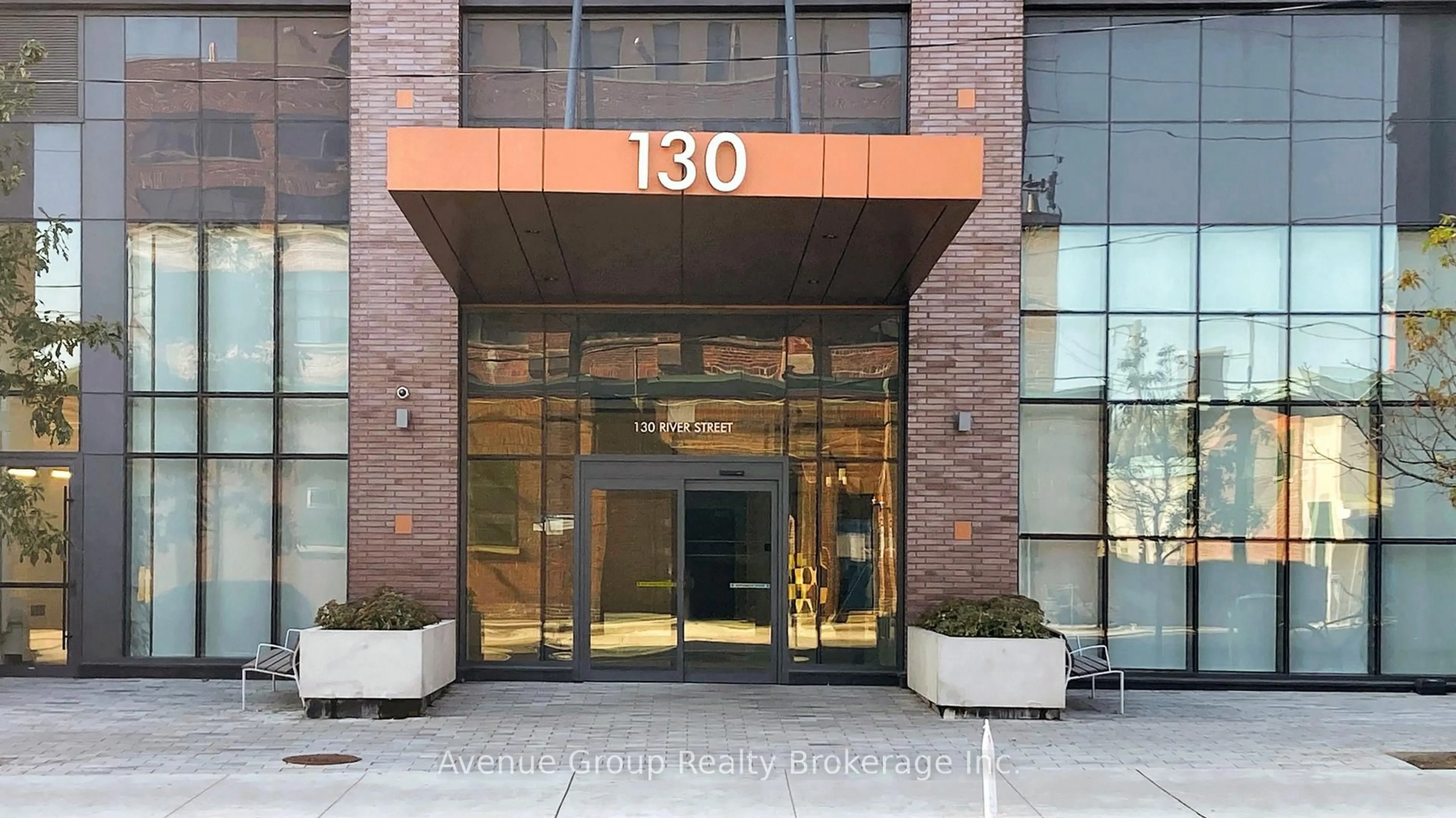 Indoor foyer for 130 River St #2401, Toronto Ontario M5A 0R8