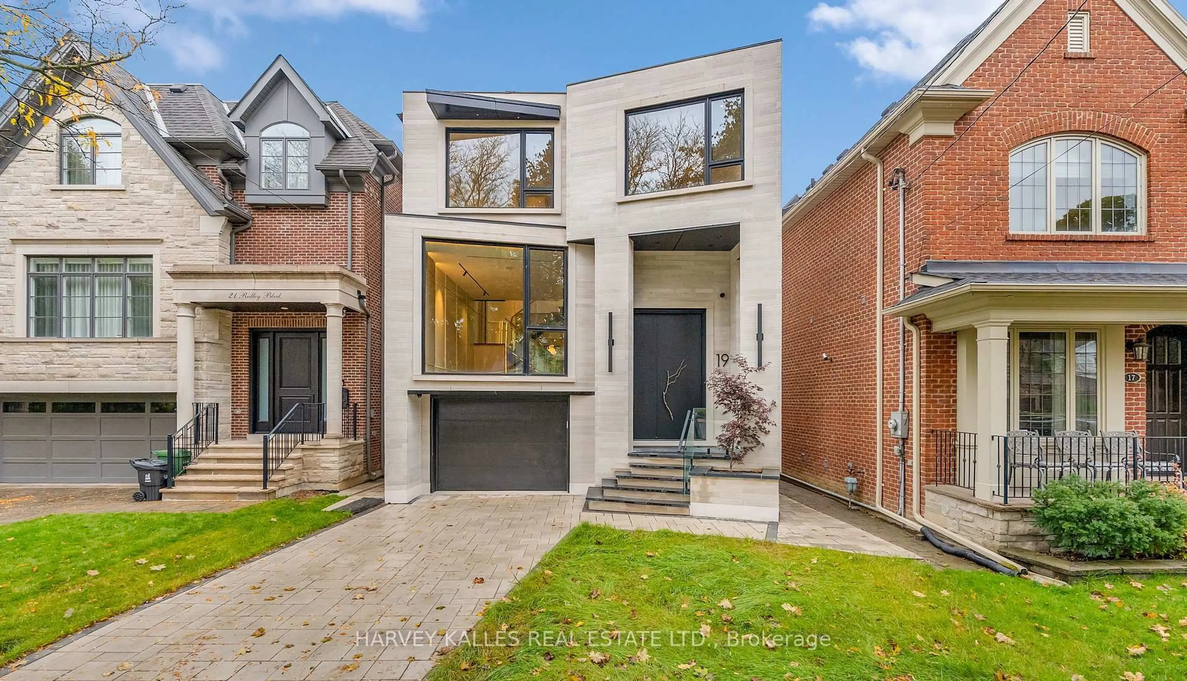 Home with brick exterior material, street for 19 Ridley Blvd, Toronto Ontario M5M 3L1