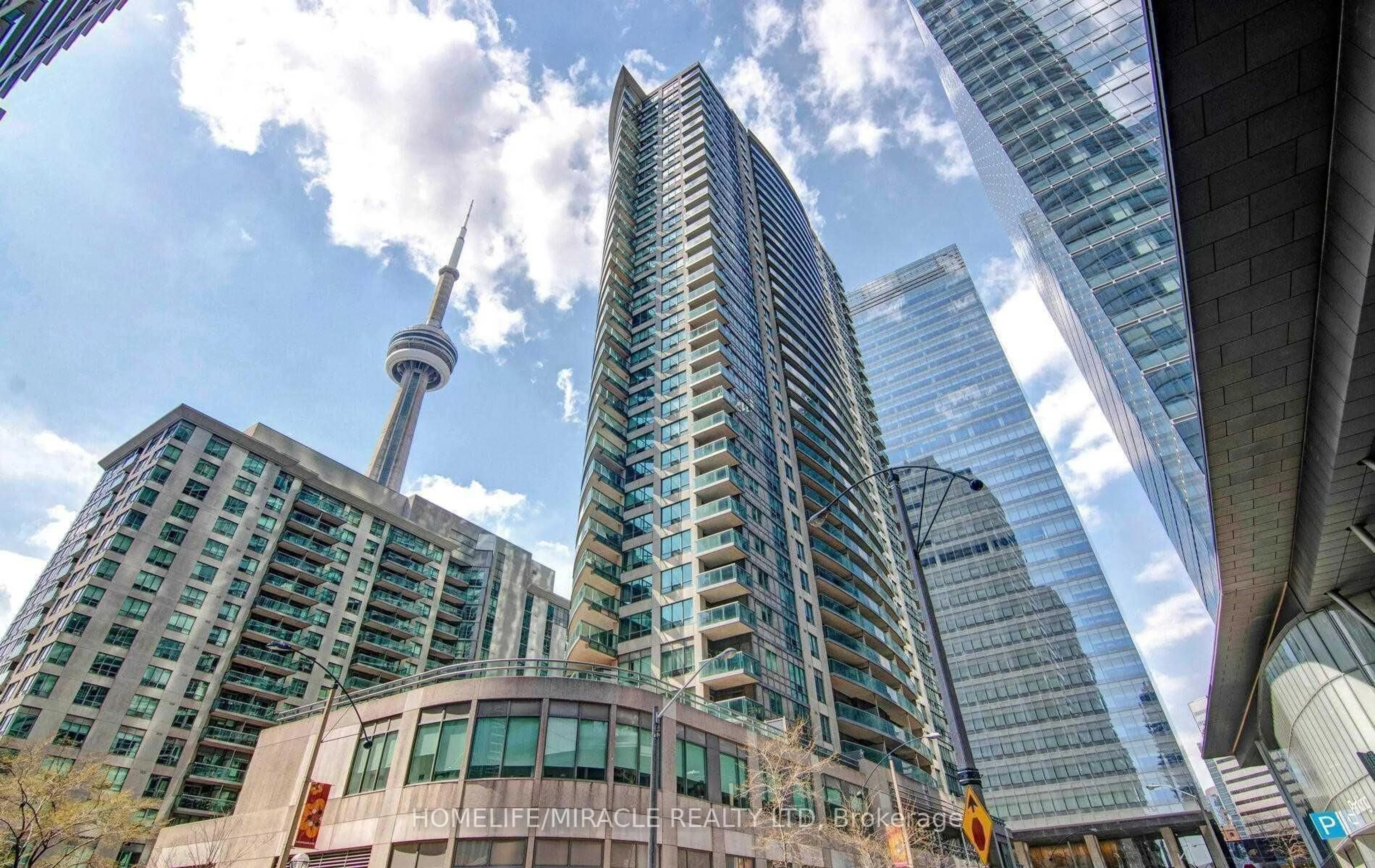 Unknown for 30 Grand Trunk Cres #1509, Toronto Ontario M5J 3A4