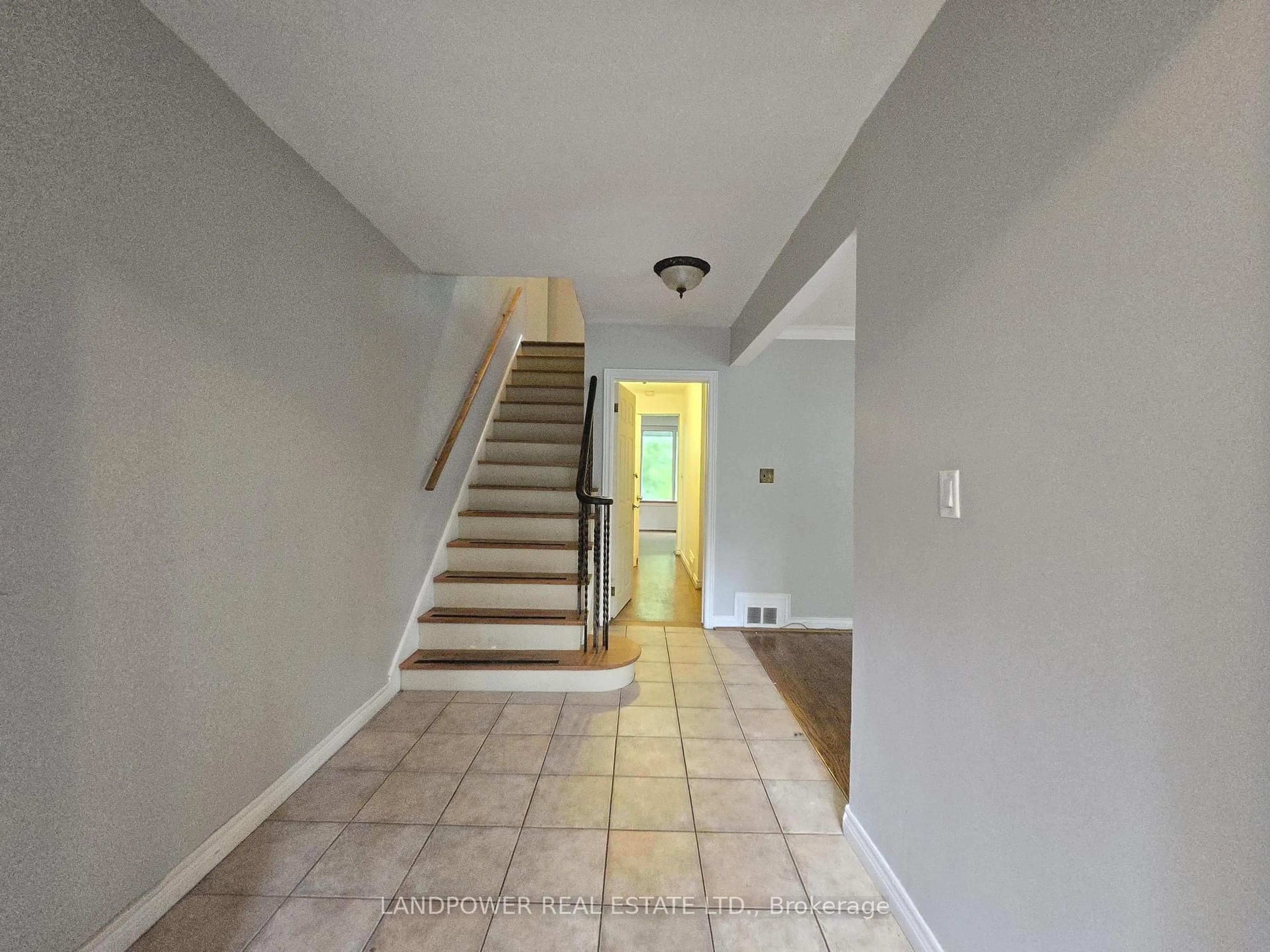 Unknown for 16 Glenelia Ave, Toronto Ontario M2M 2K7