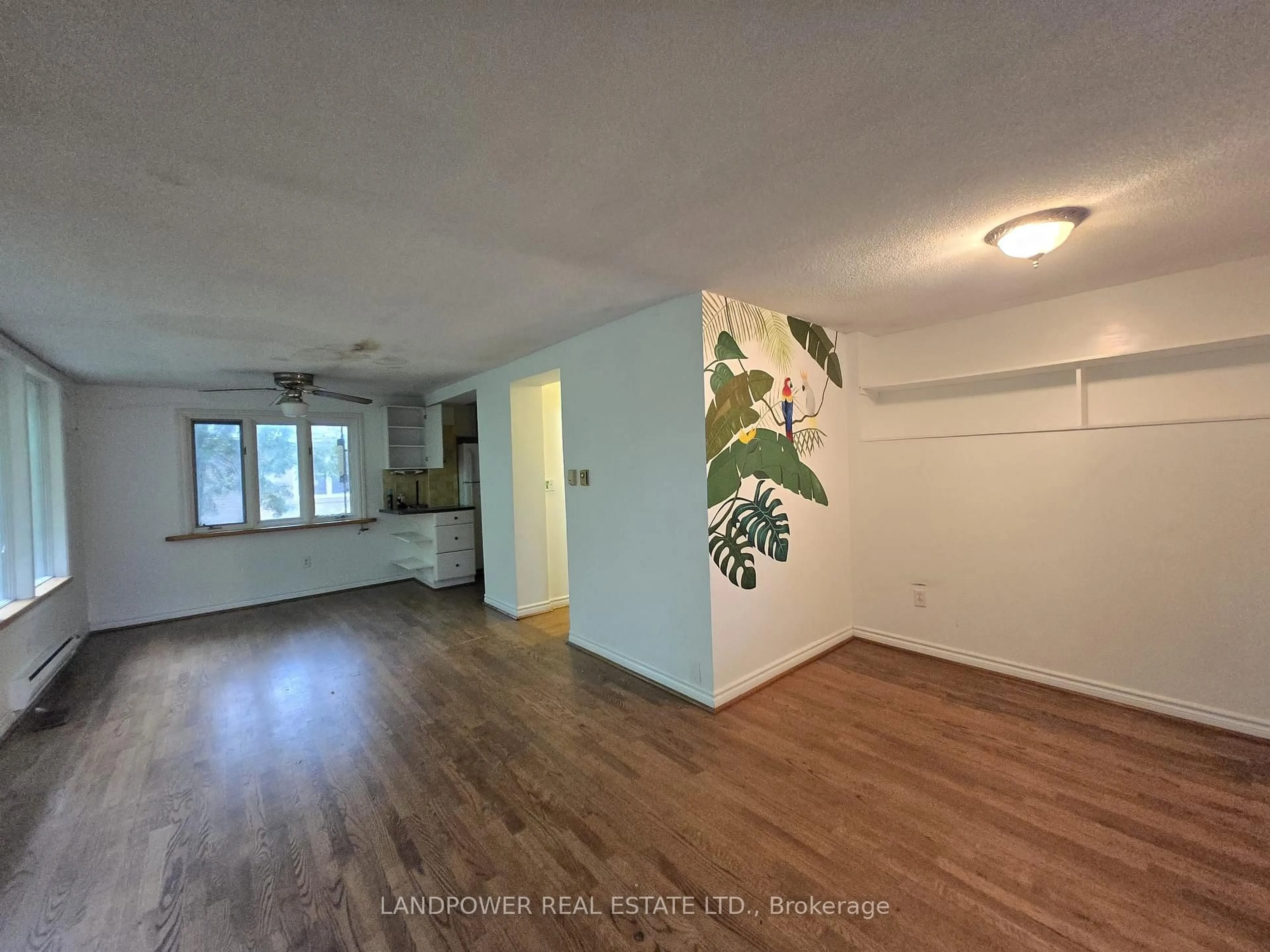 A pic of a room for 16 Glenelia Ave, Toronto Ontario M2M 2K7