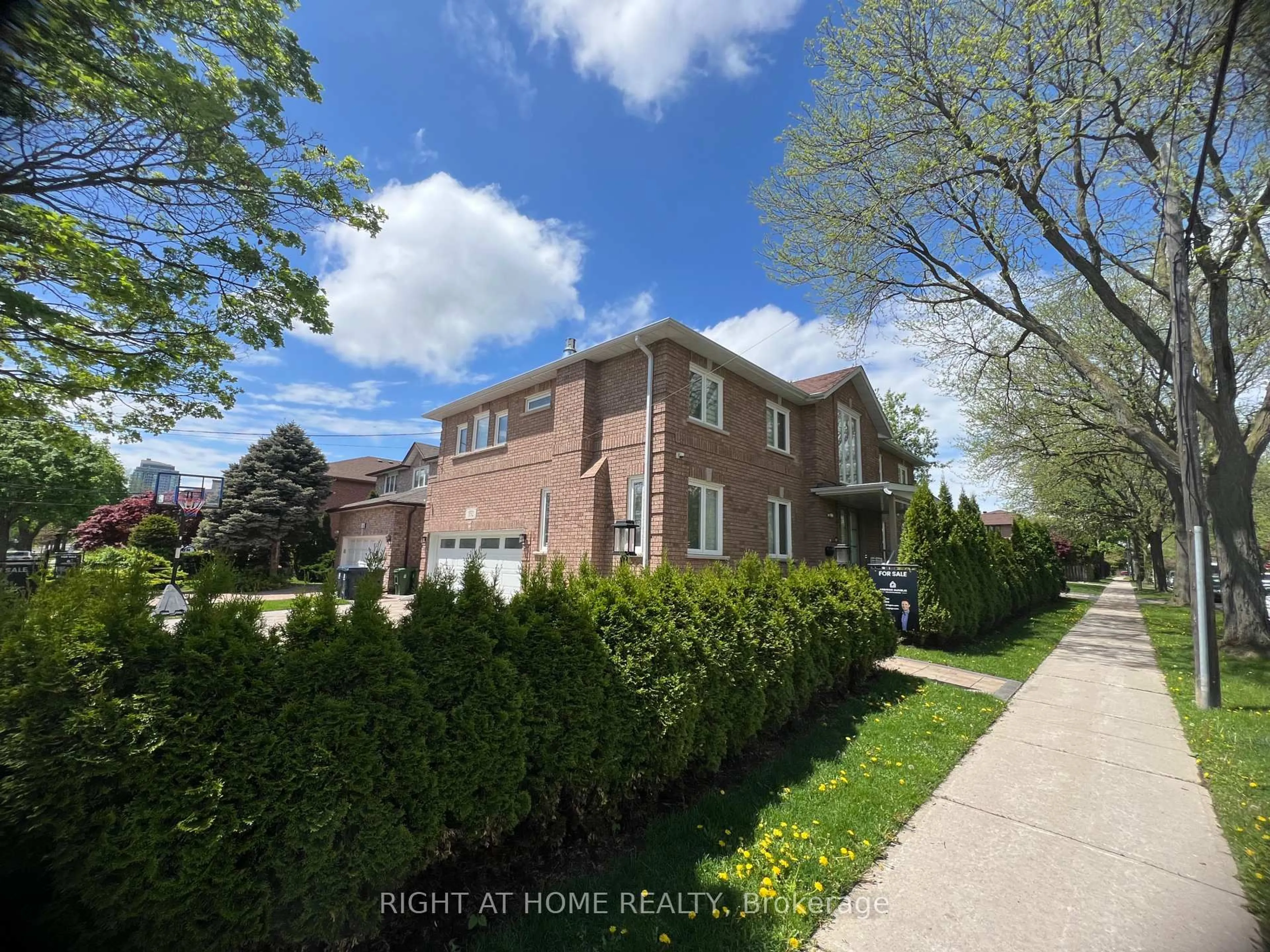 Home with brick exterior material, street for 152 Holmes Ave, Toronto Ontario M2N 4M6