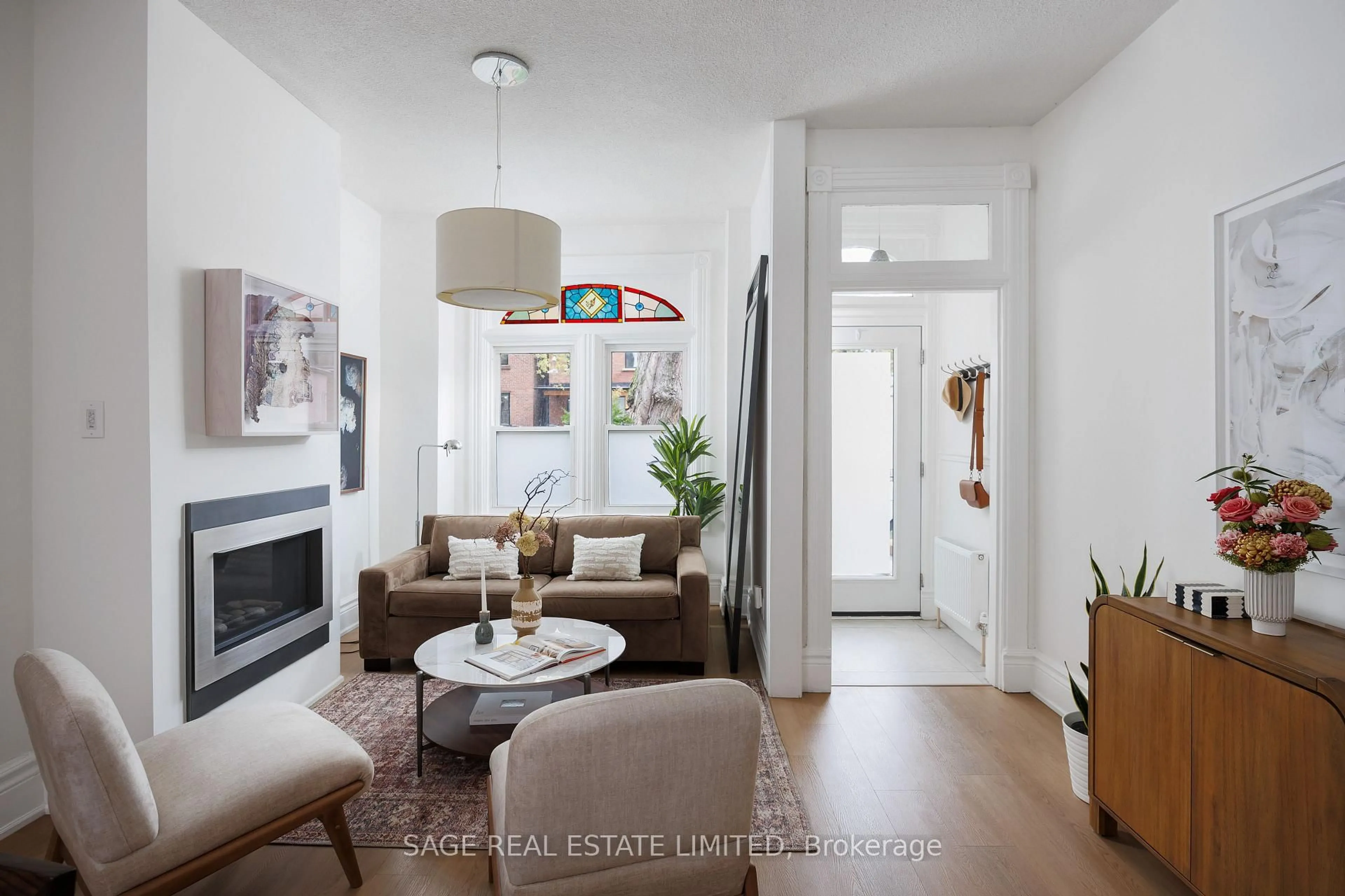 Living room with furniture, unknown for 224 Lisgar St, Toronto Ontario M6J 3G7