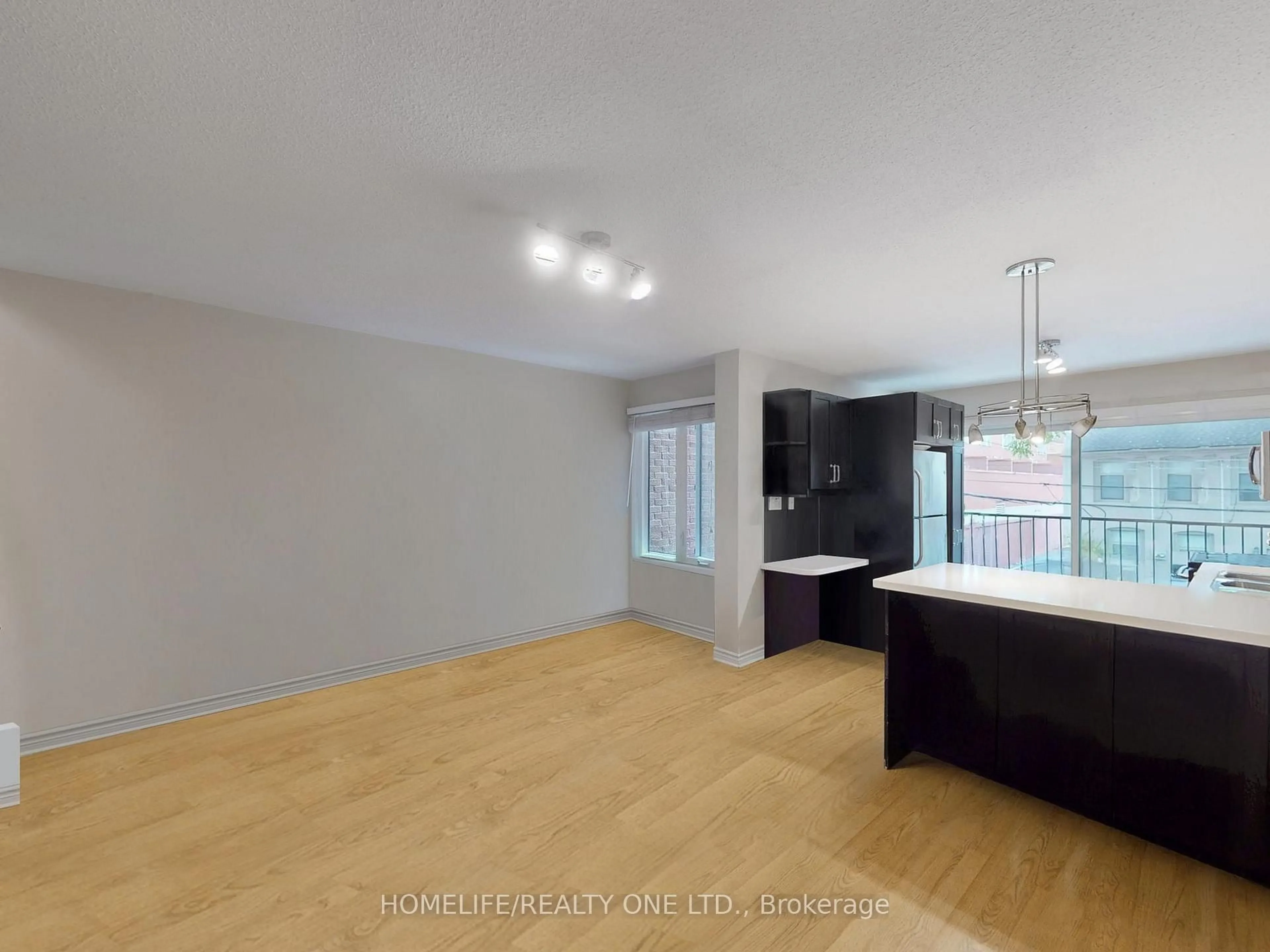 A pic of a room for 77 Tecumseth St, Toronto Ontario M6J 2G8