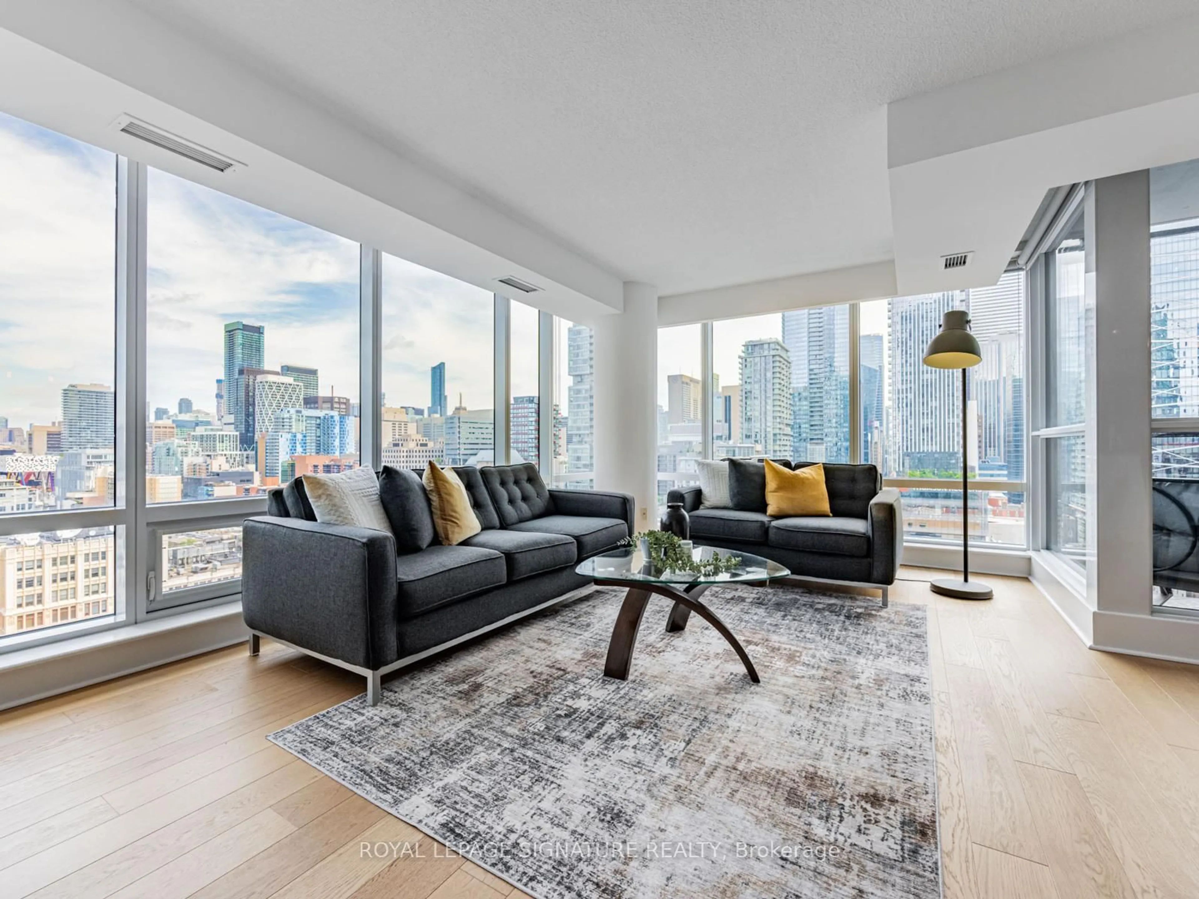 Living room with furniture, unknown for 295 Adelaide St #1804, Toronto Ontario M5V 0L4