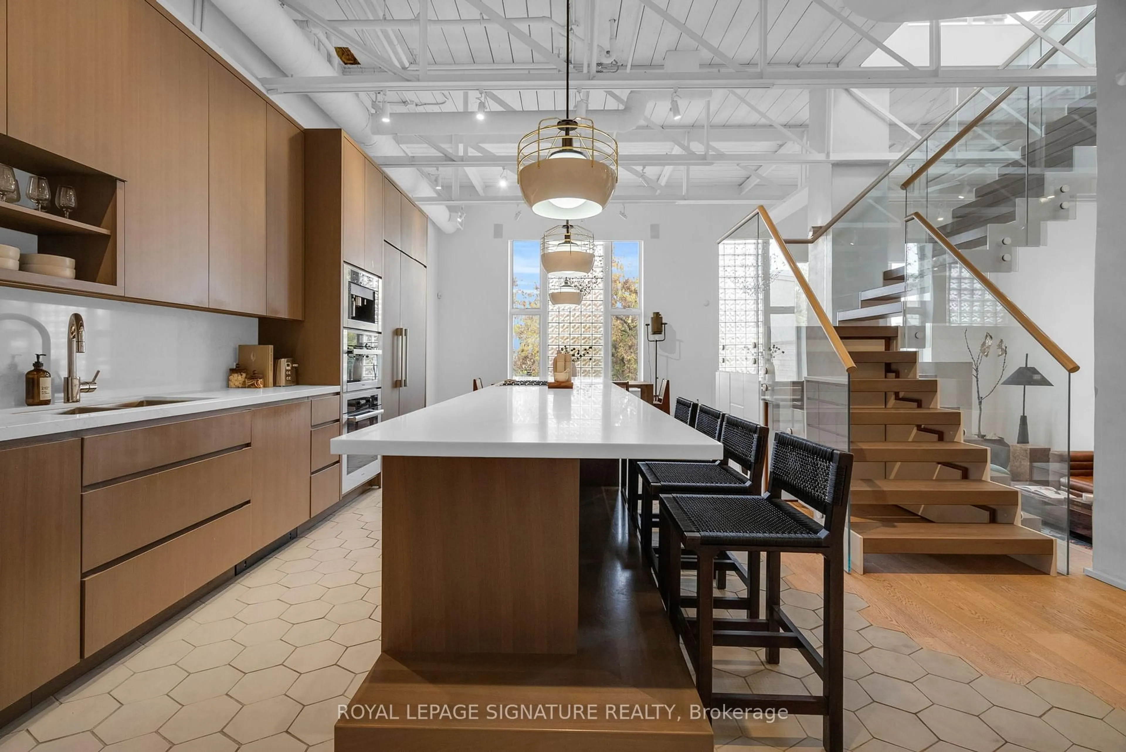 Contemporary kitchen, unknown for 676 Richmond St #209, Toronto Ontario M6J 1C3