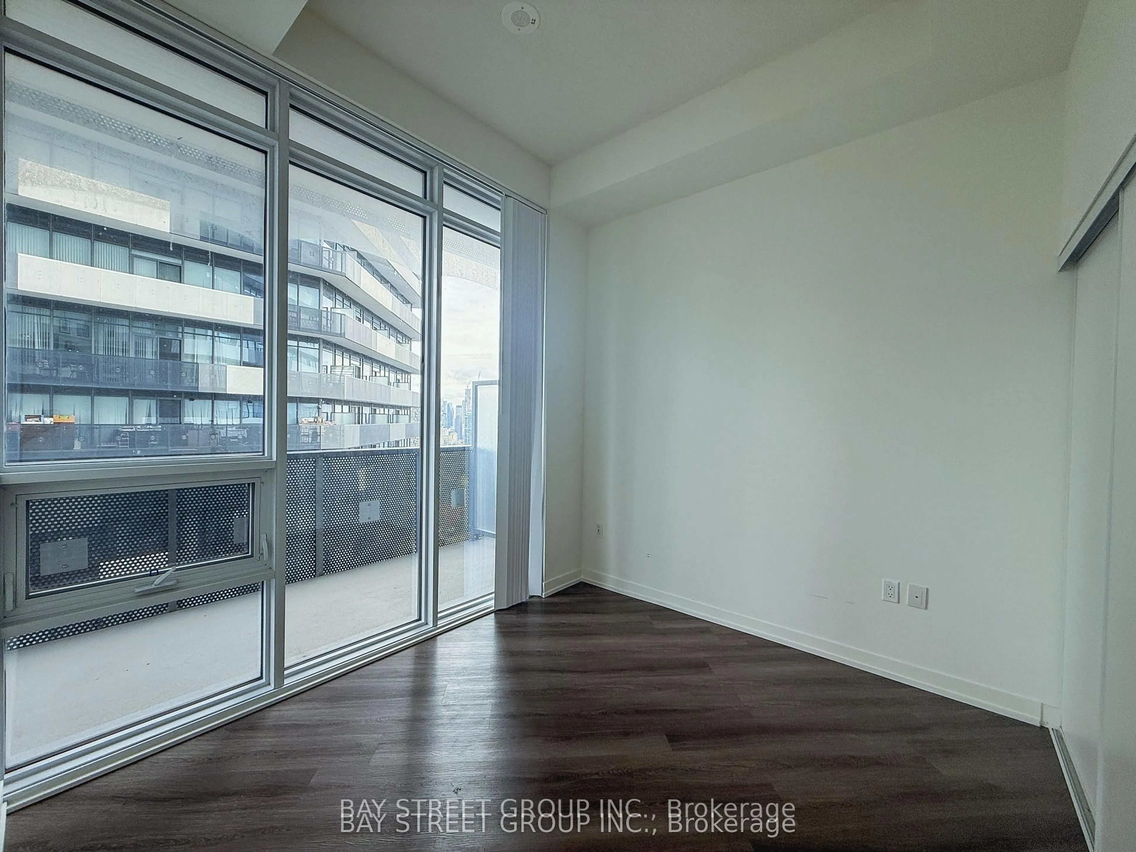 A pic of a room for 138 Downes St #4909, Toronto Ontario M5E 0E4