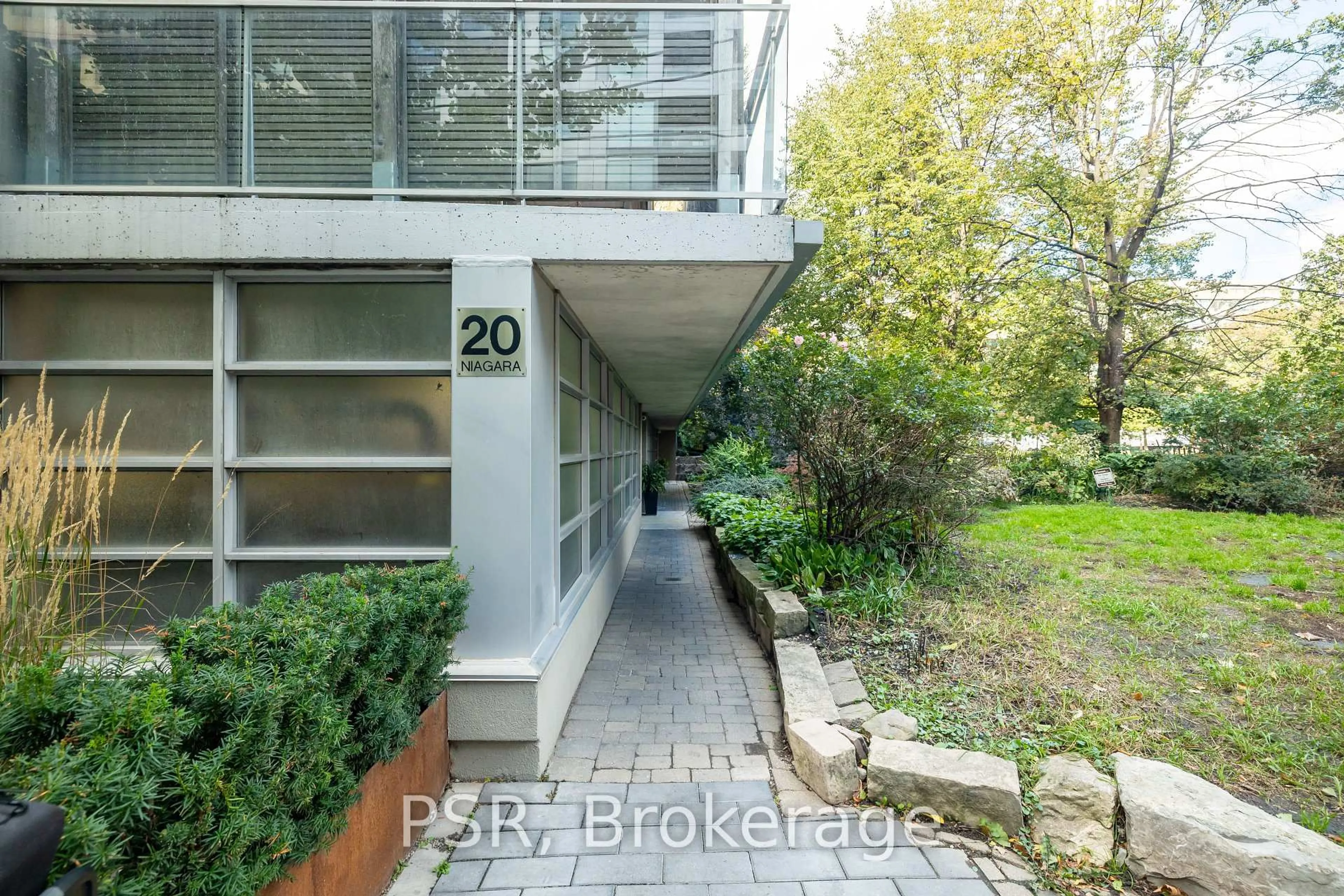 Patio, street for 20 Niagara St #501, Toronto Ontario M5V 3L8