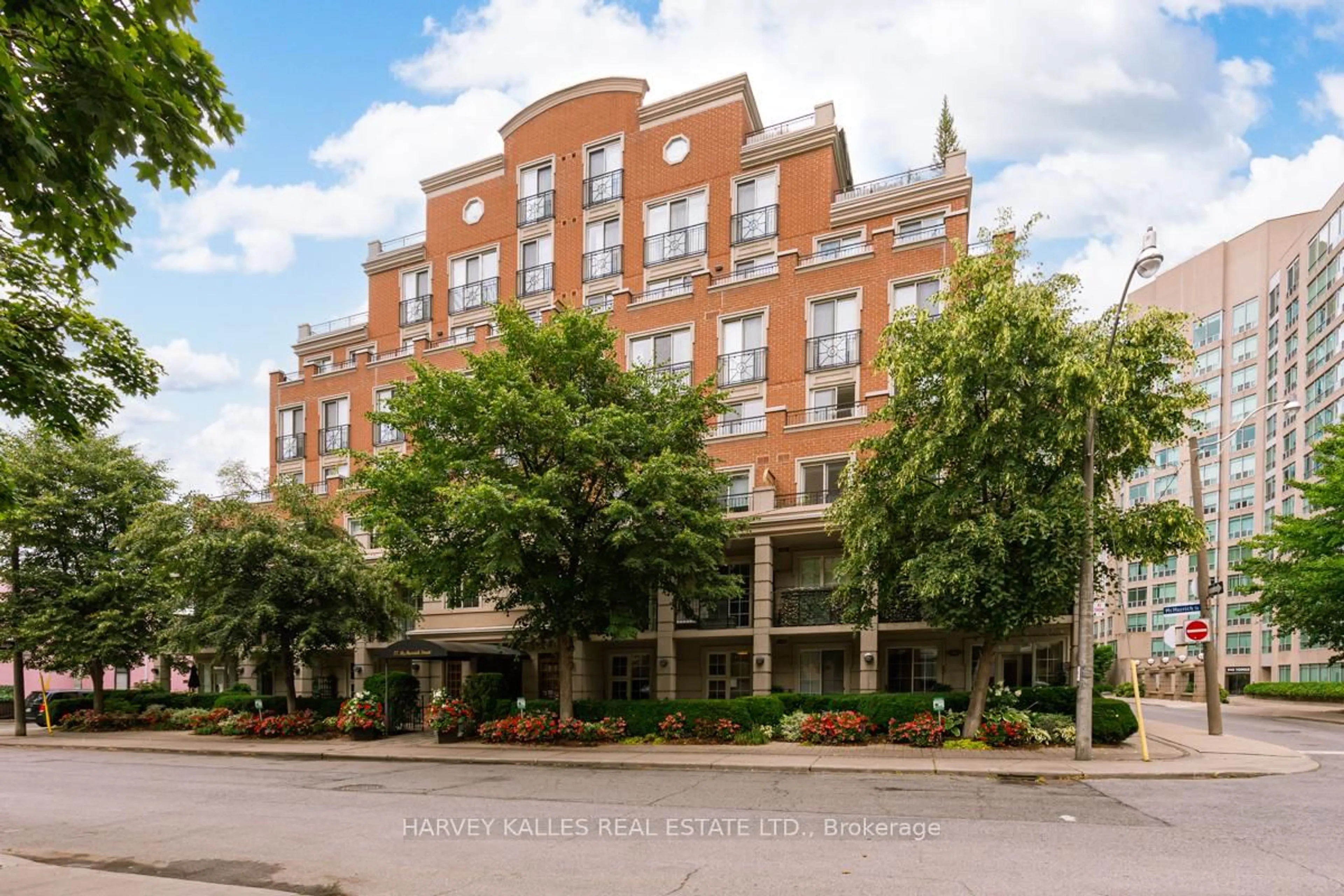 Unknown for 77 McMurrich St #302, Toronto Ontario M5R 3V3