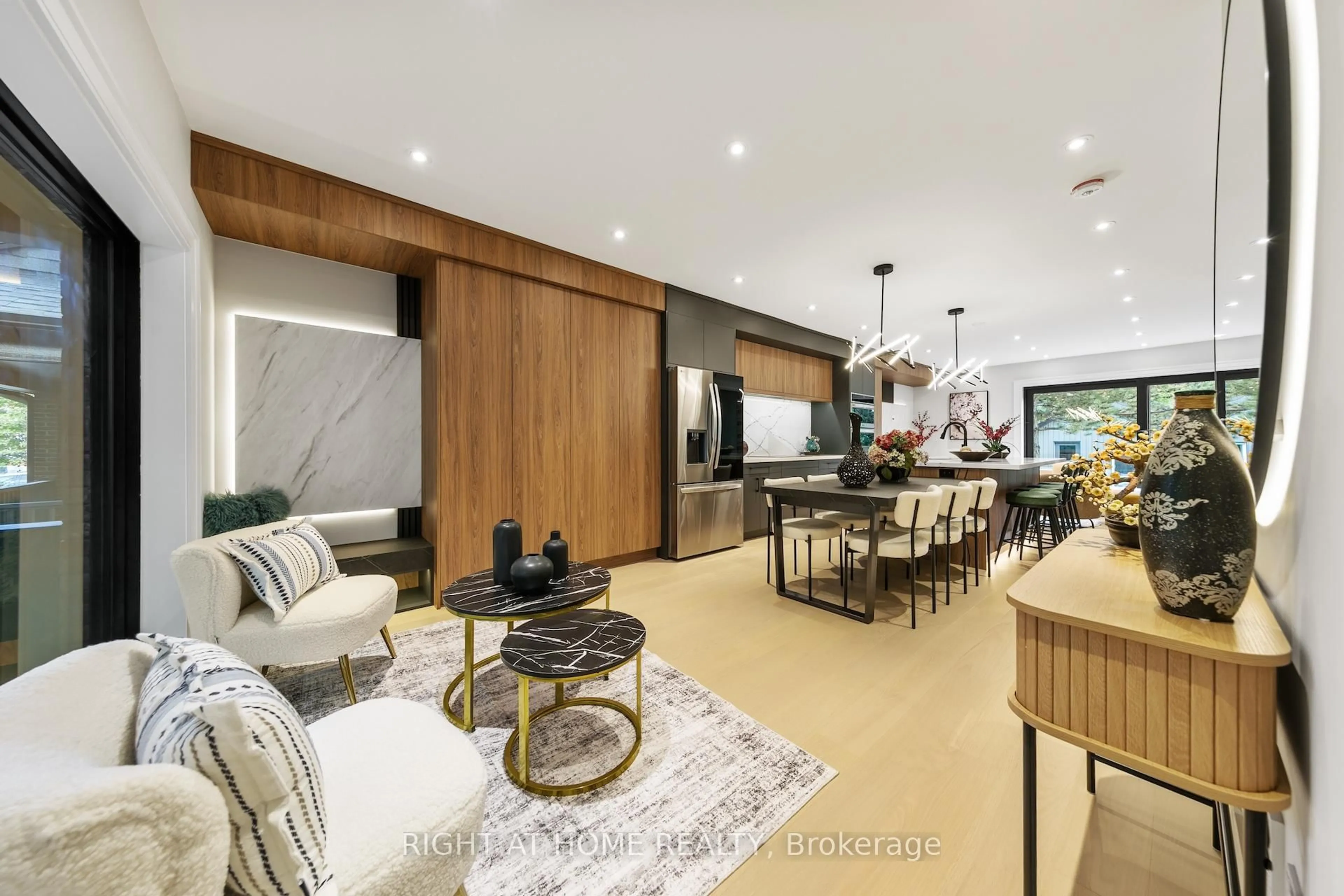 Unknown for 35 Woburn Ave, Toronto Ontario M5M 1K5