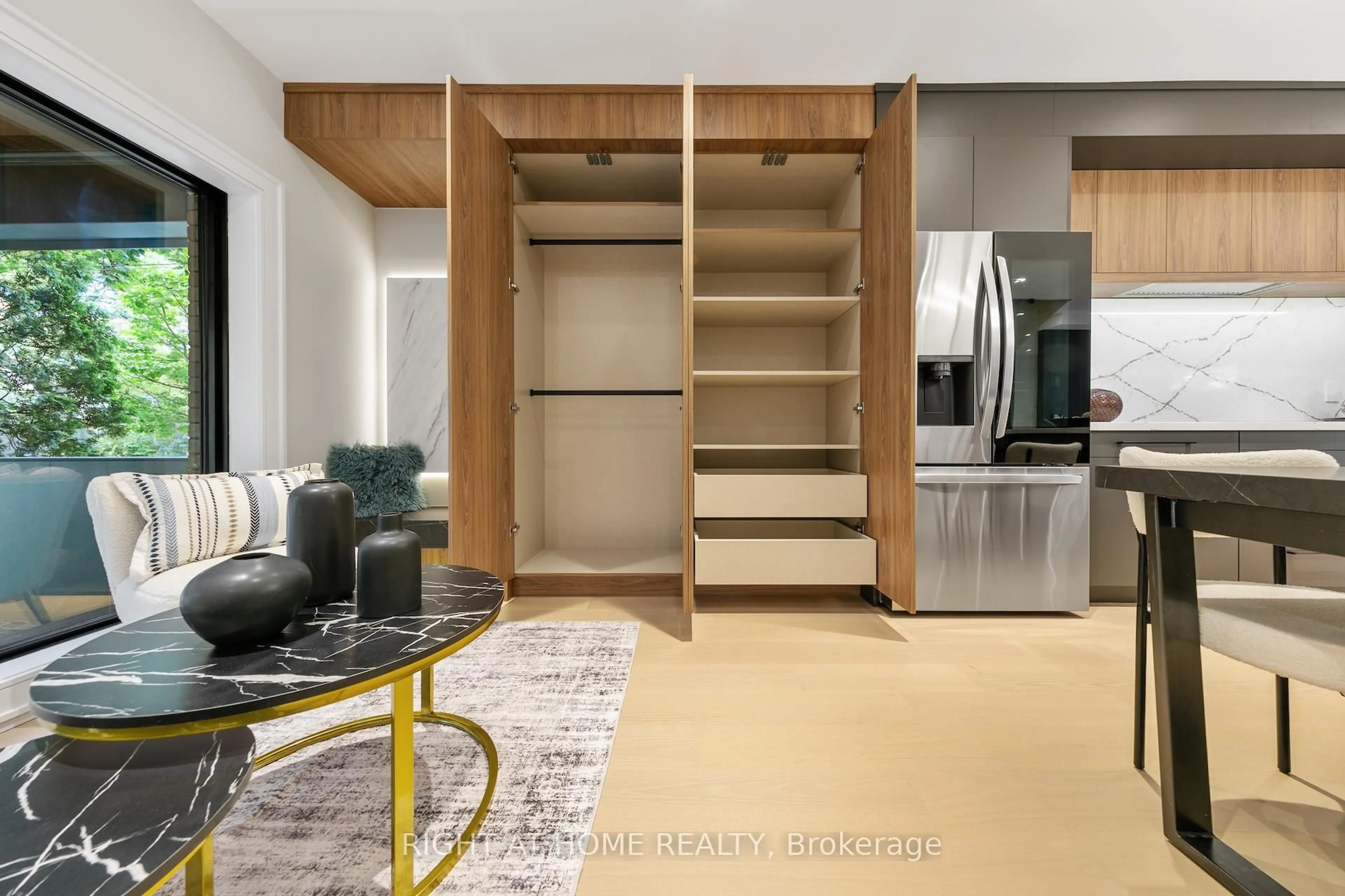 Unknown for 35 Woburn Ave, Toronto Ontario M5M 1K5