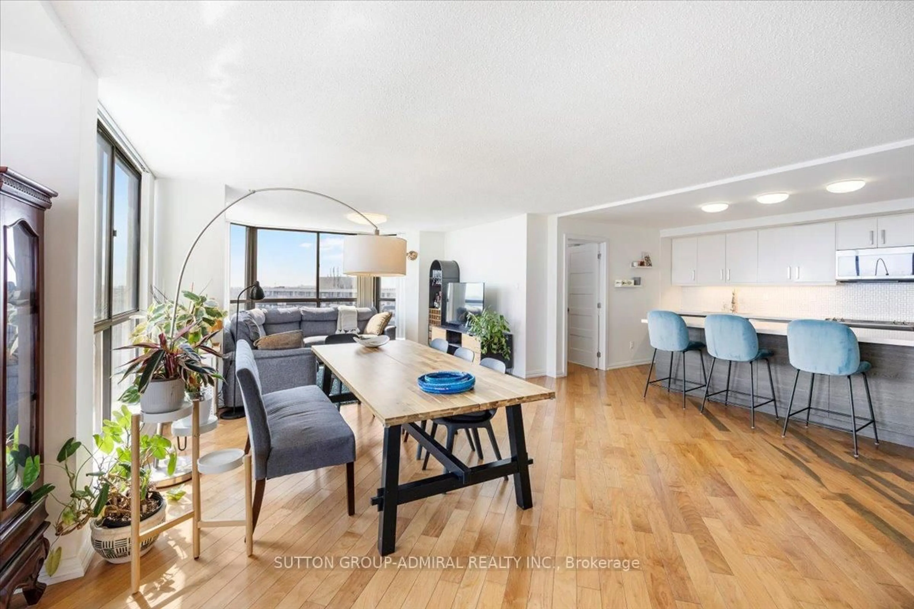 A pic of a room for 131 Torresdale Ave #1802, Toronto Ontario M2R 3T1