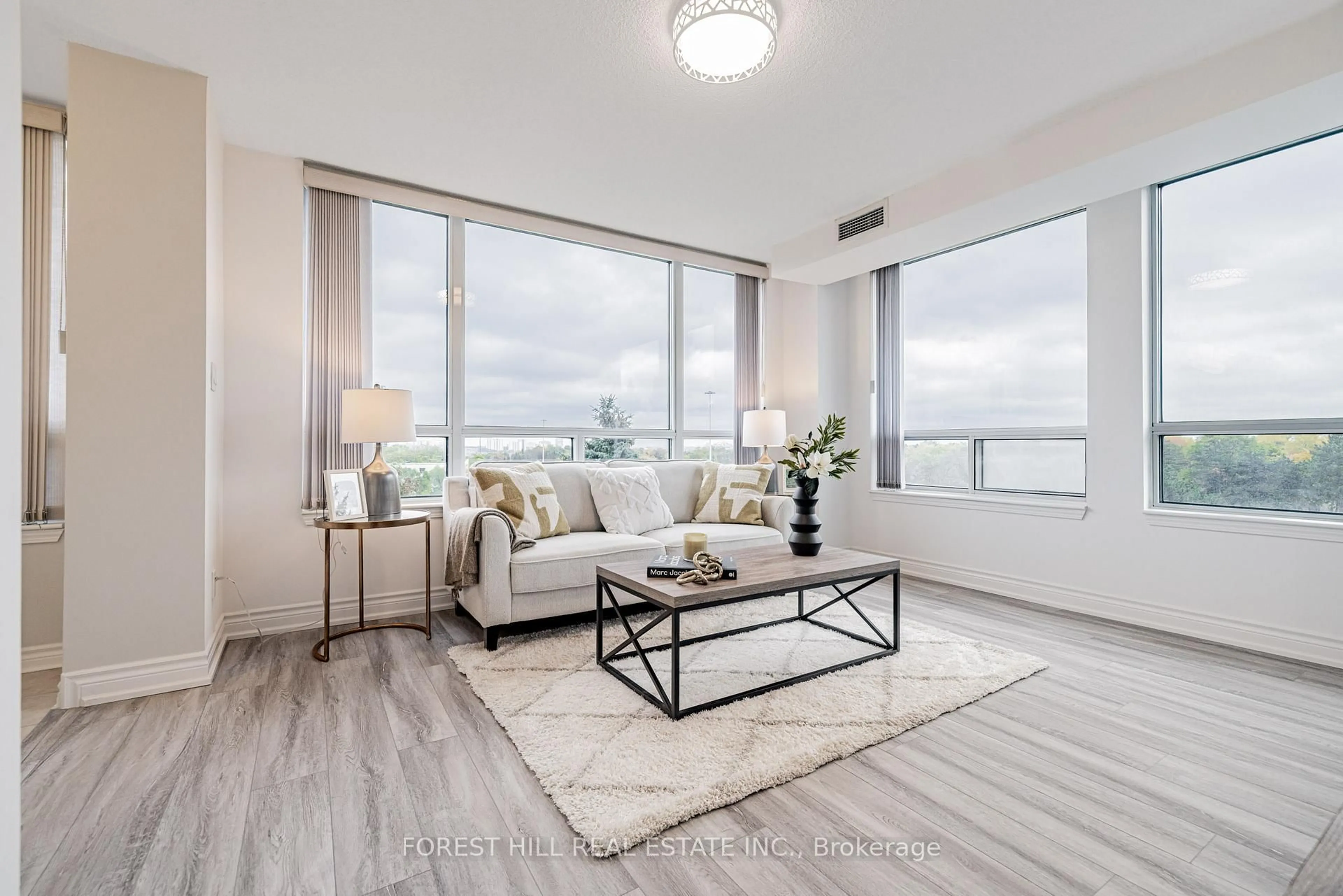 Living room with furniture, unknown for 3 Rean Dr #308, Toronto Ontario M2K 3C2