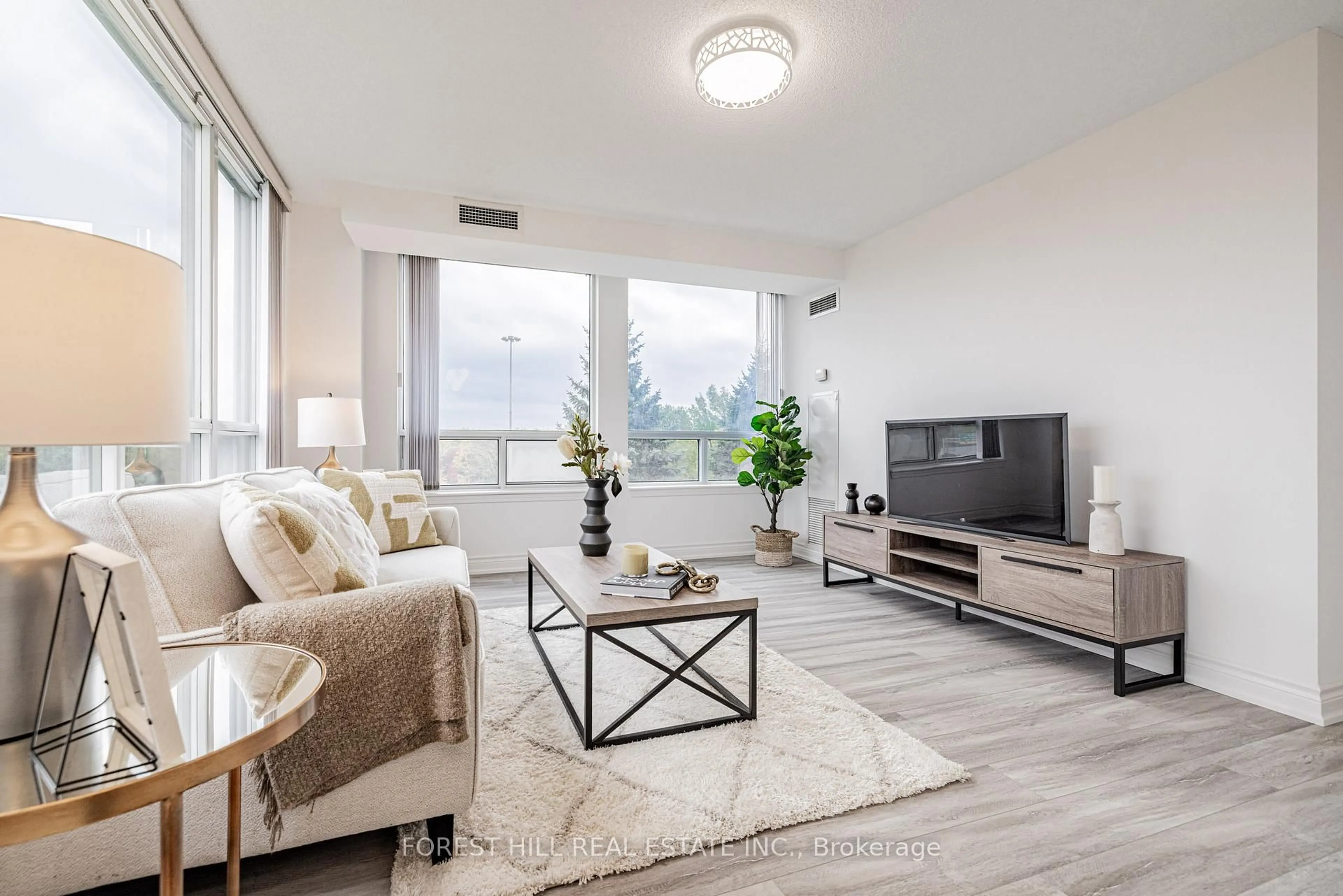 Living room with furniture, unknown for 3 Rean Dr #308, Toronto Ontario M2K 3C2