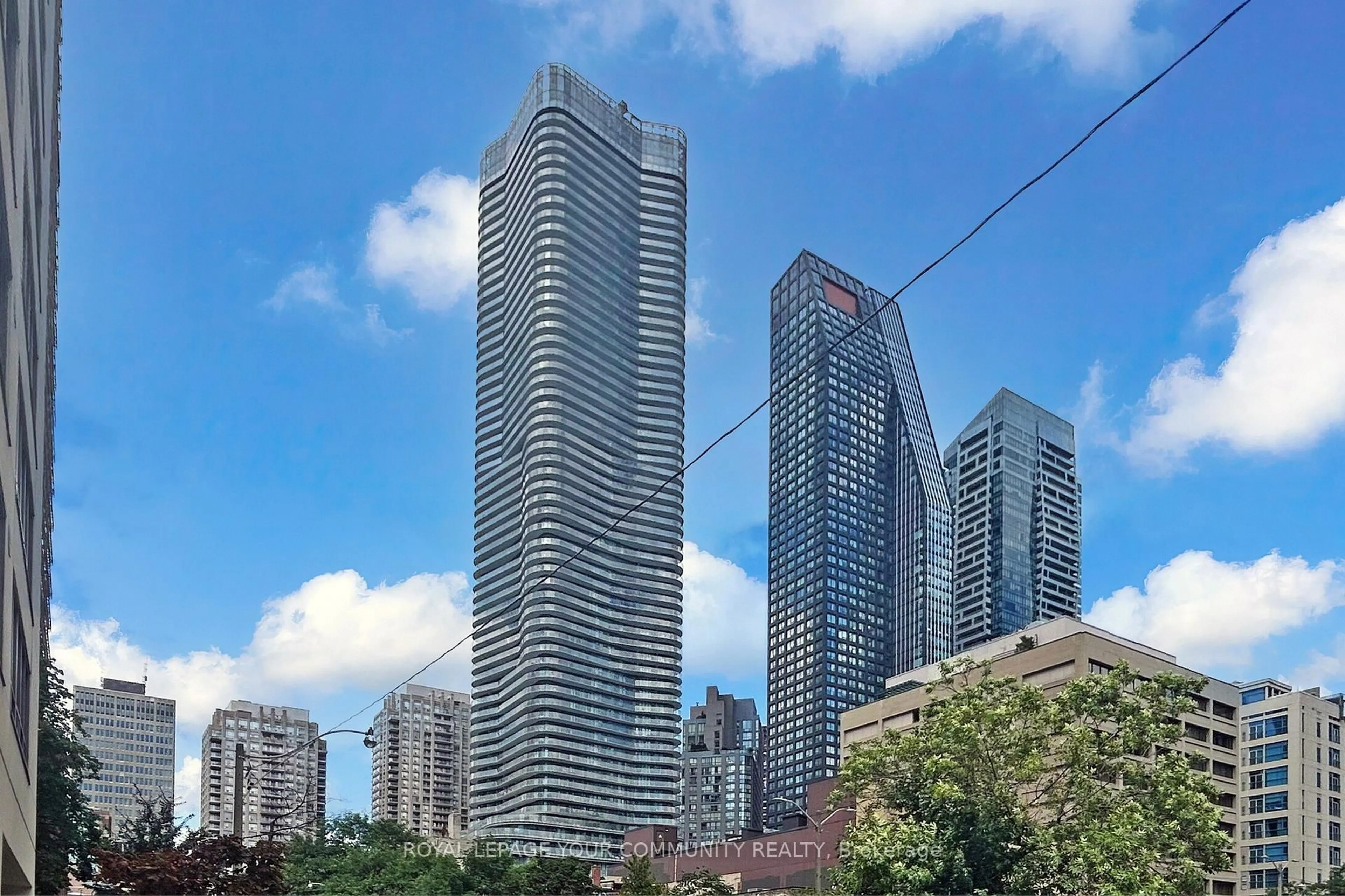 Unknown for 11 Wellesley St #2604, Toronto Ontario M4Y 0G4