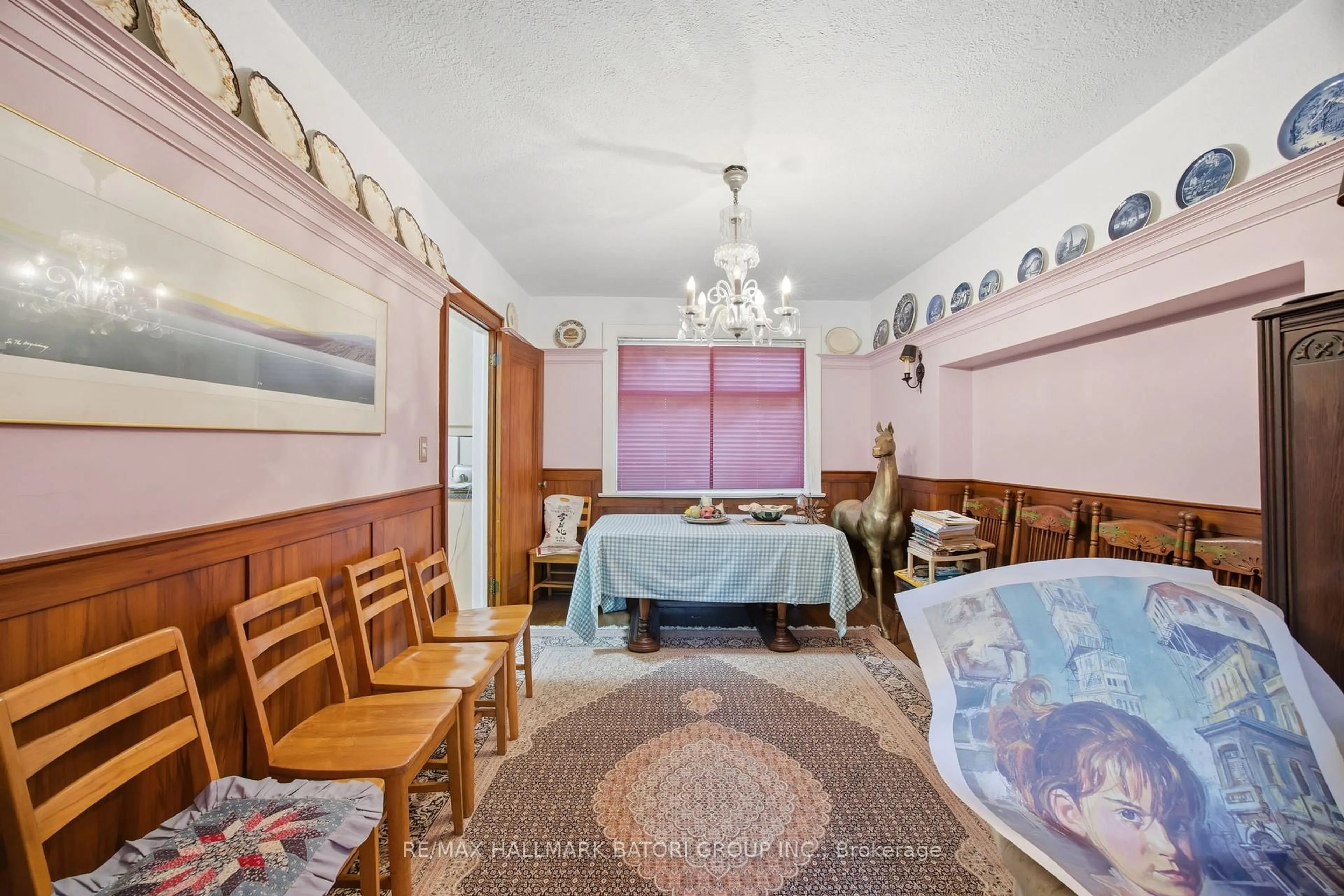 Dining room, unknown for 405 St Clements Ave, Toronto Ontario M5N 1M2