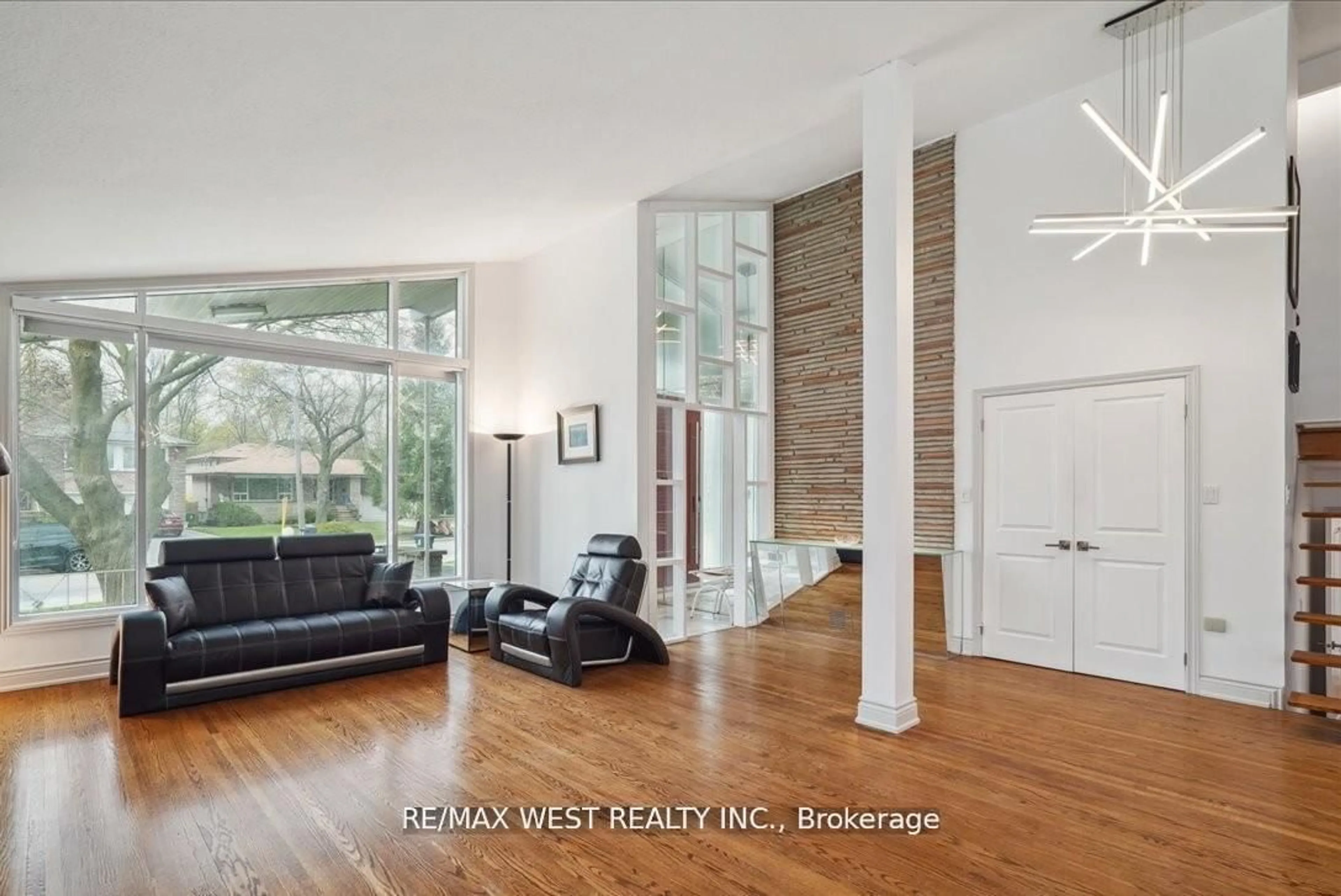 Unknown for 40 Arlstan Dr, Toronto Ontario M3H 4V9