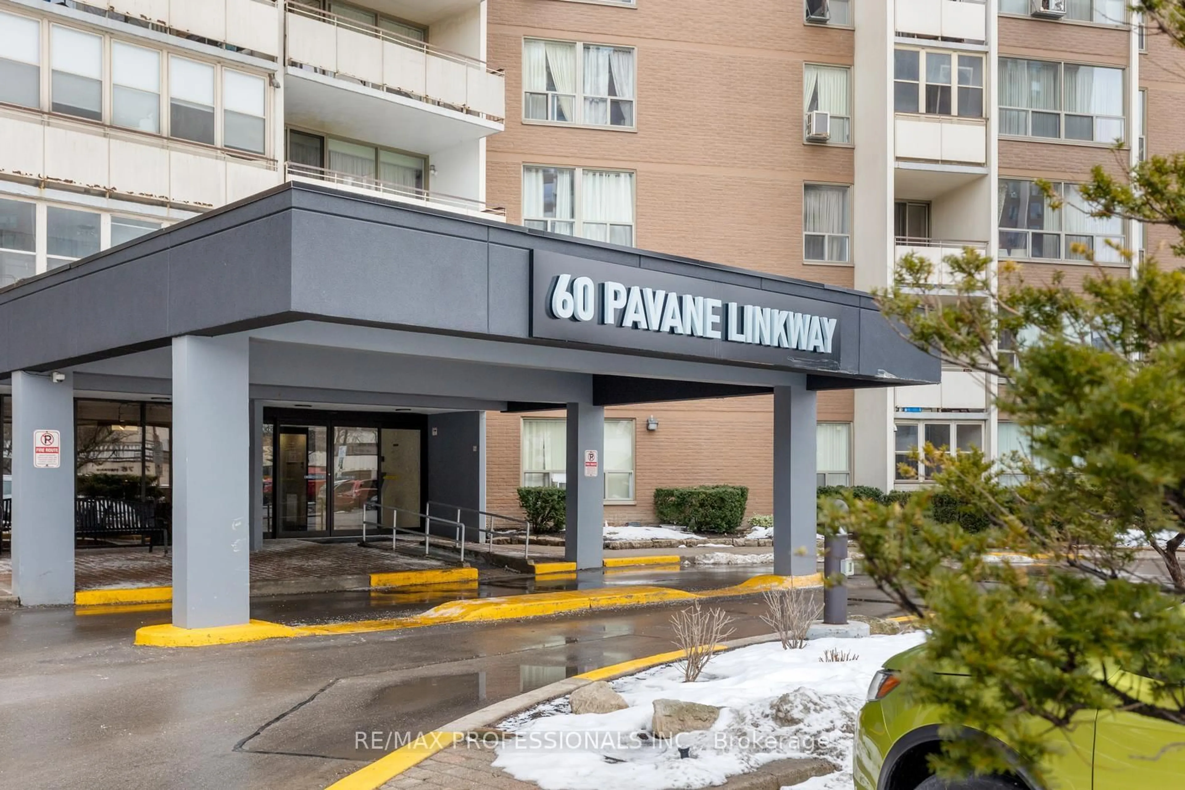 Unknown for 60 Pavane Linkway #1414, Toronto Ontario M3C 1A2