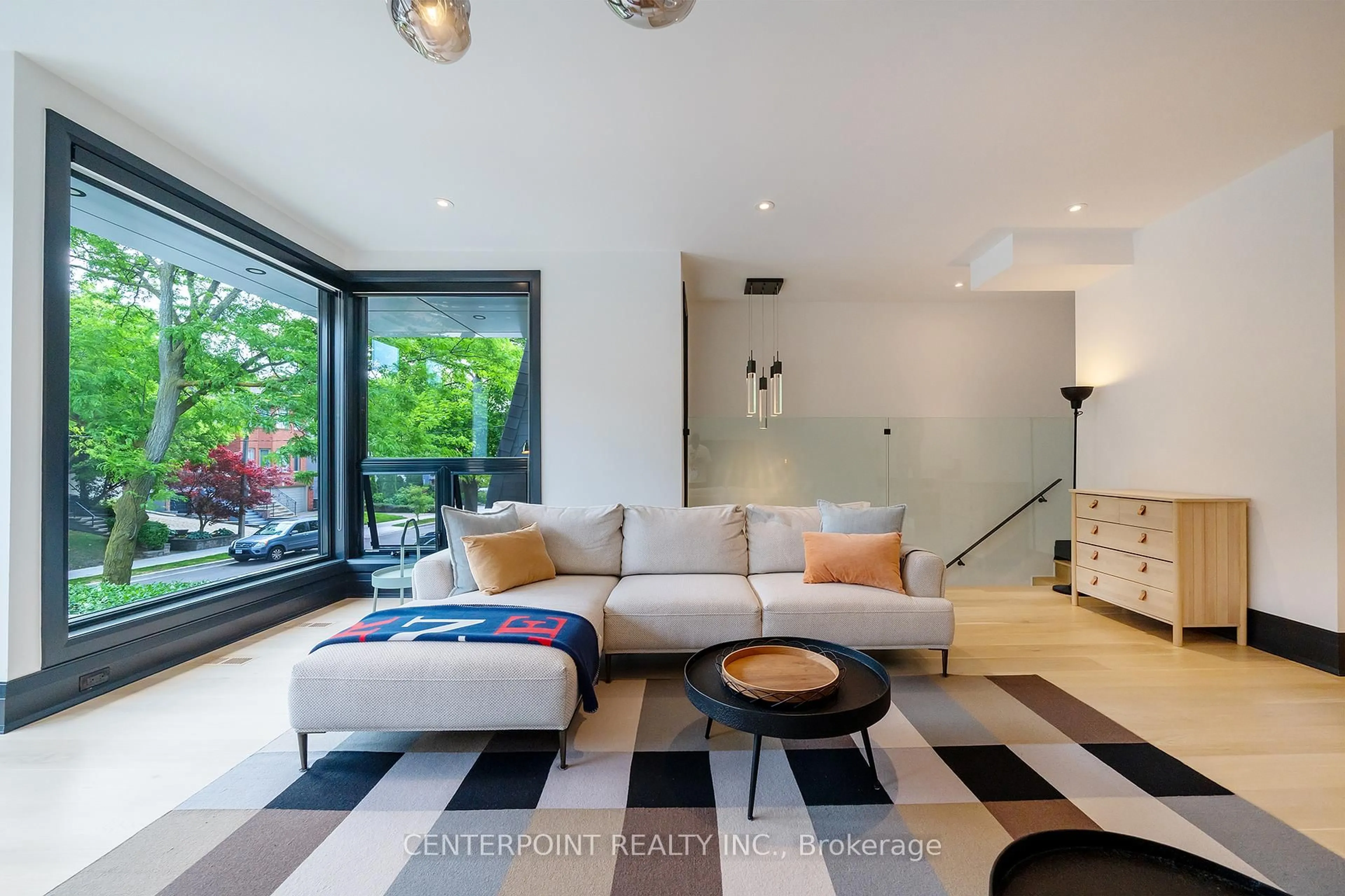 Living room with furniture, unknown for 30 Gilgorm Rd, Toronto Ontario M5N 2M5