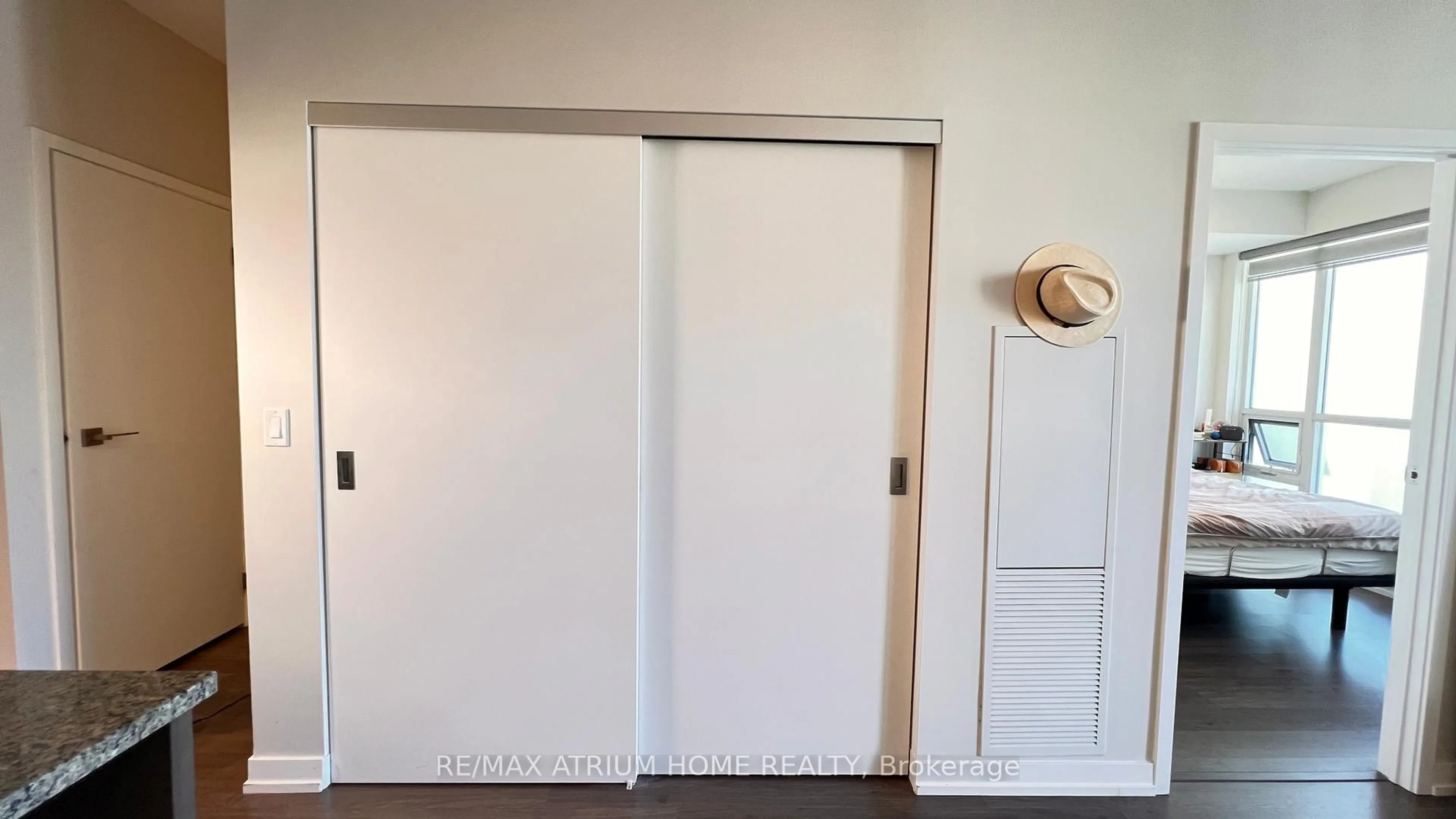 Storage room or clothes room or walk-in closet for 89 Dunfield Ave #2904, Toronto Ontario M4S 0A4