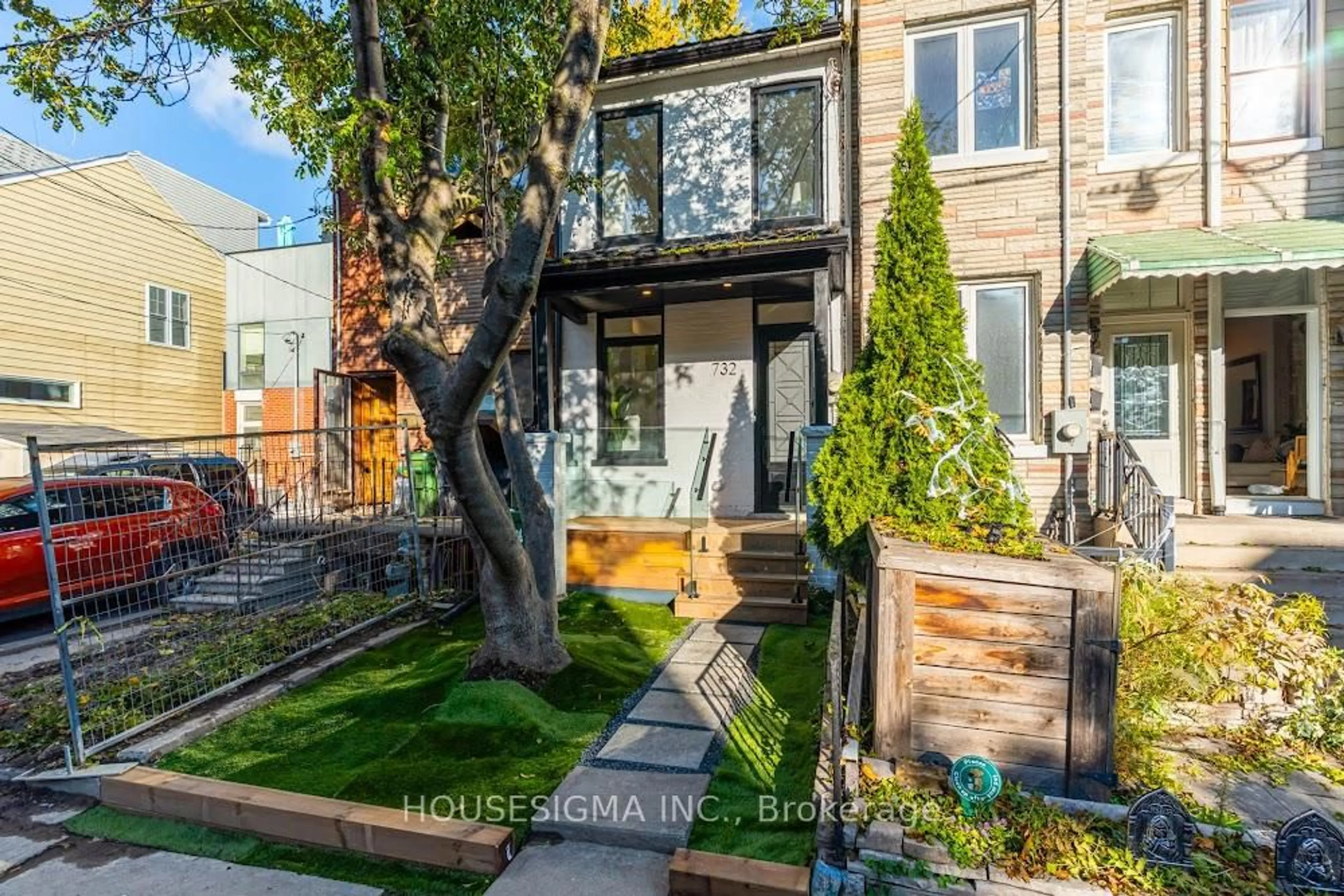 Home with brick exterior material, street for 732 Adelaide St, Toronto Ontario M6J 1B1