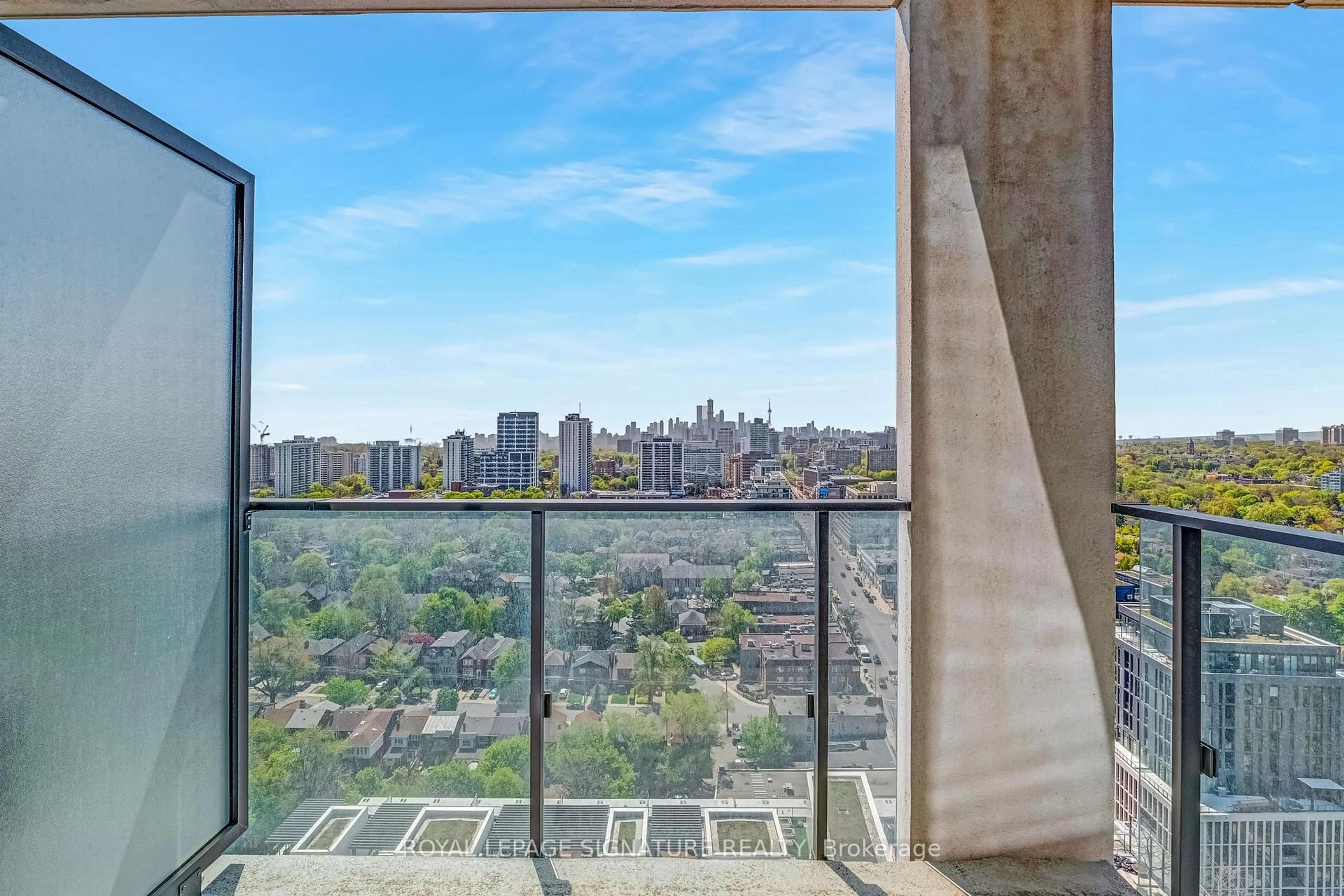 Balcony in the apartment, city buildings view from balcony for 5 Soudan Ave #2814, Toronto Ontario M4S 0B1