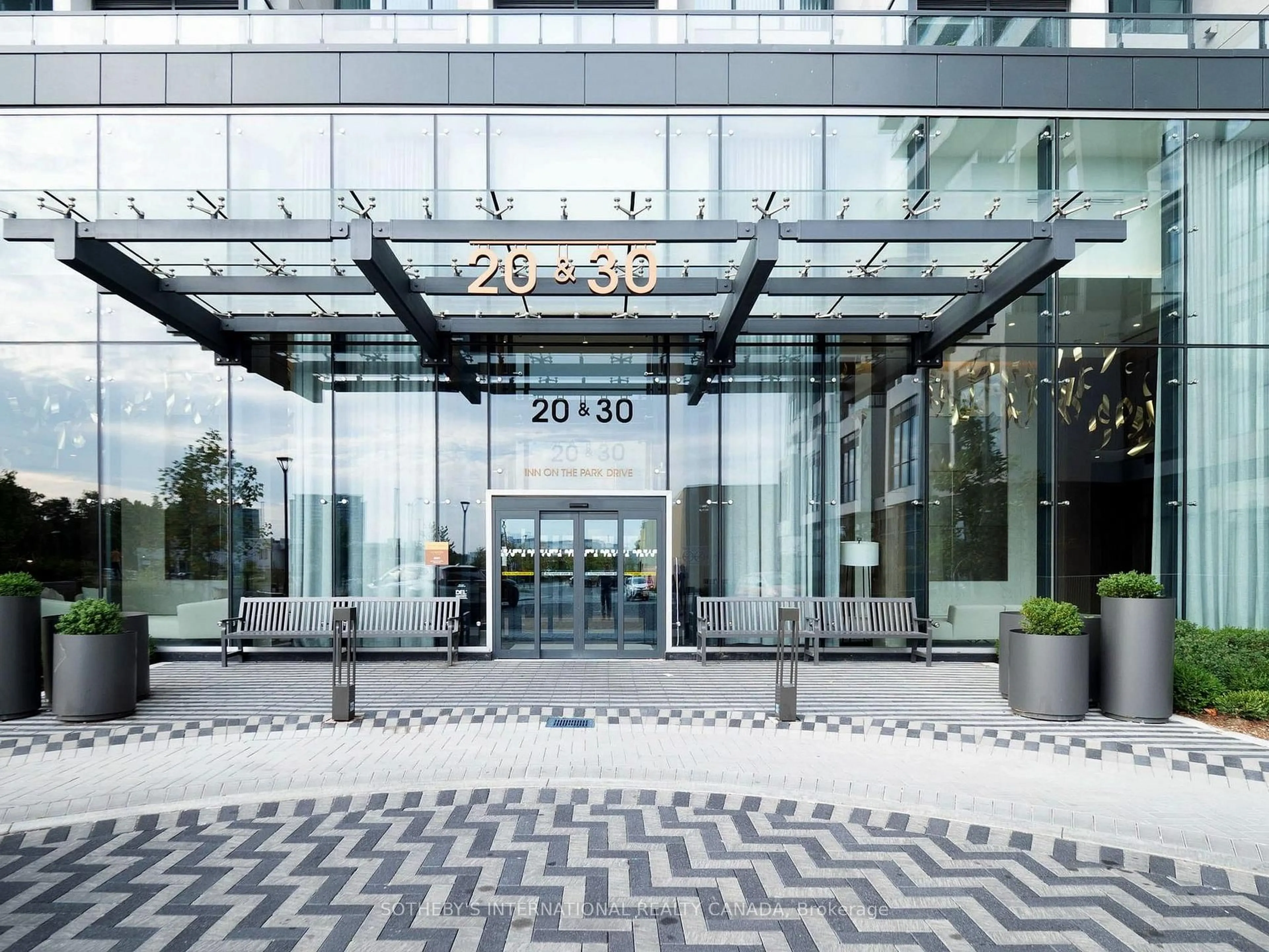 Unknown for 30 Inn On the Park Dr #518, Toronto Ontario M3C 0P7