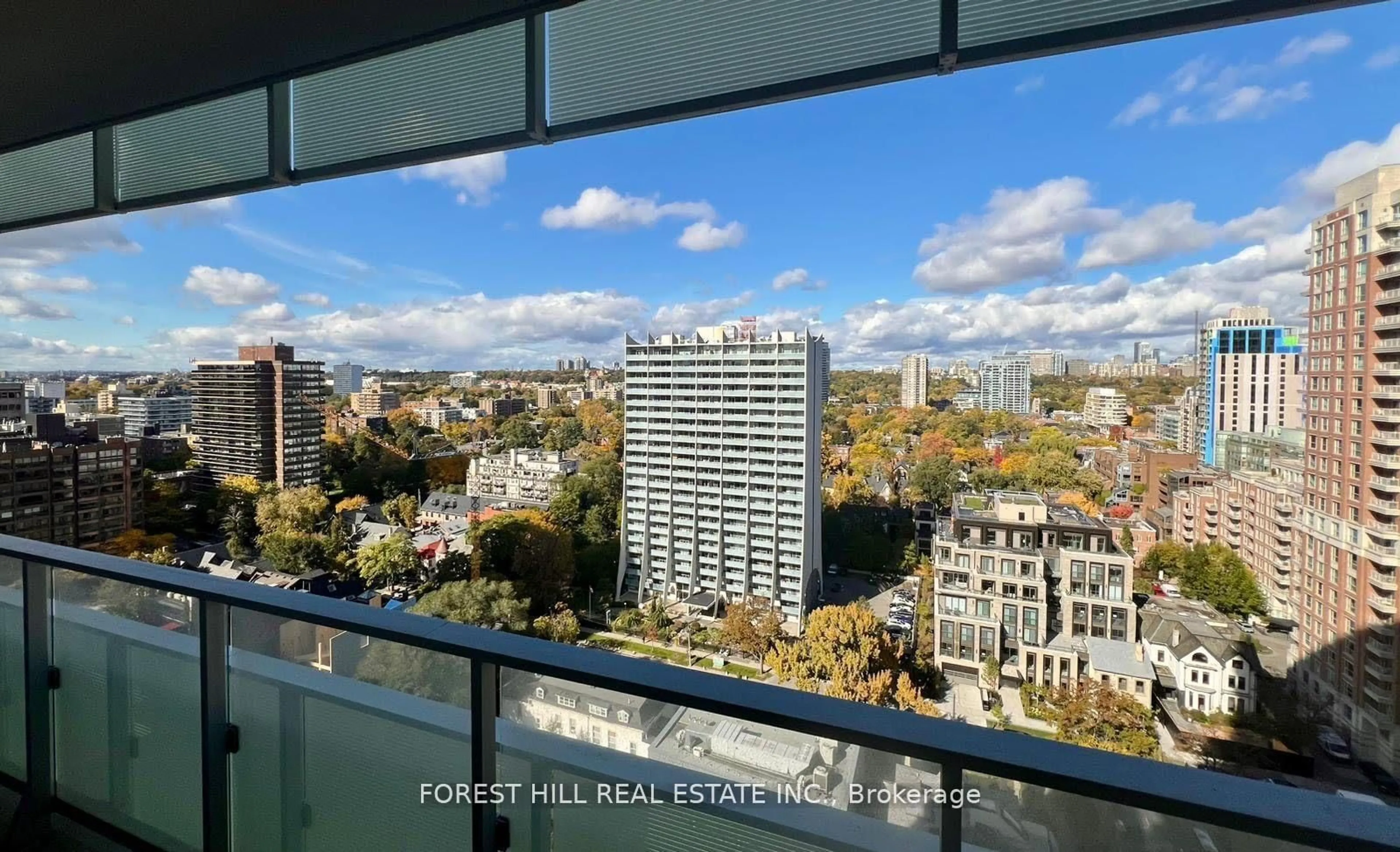 Balcony in the apartment, city buildings view from balcony for 200 Bloor St #1708, Toronto Ontario M5S 1T8