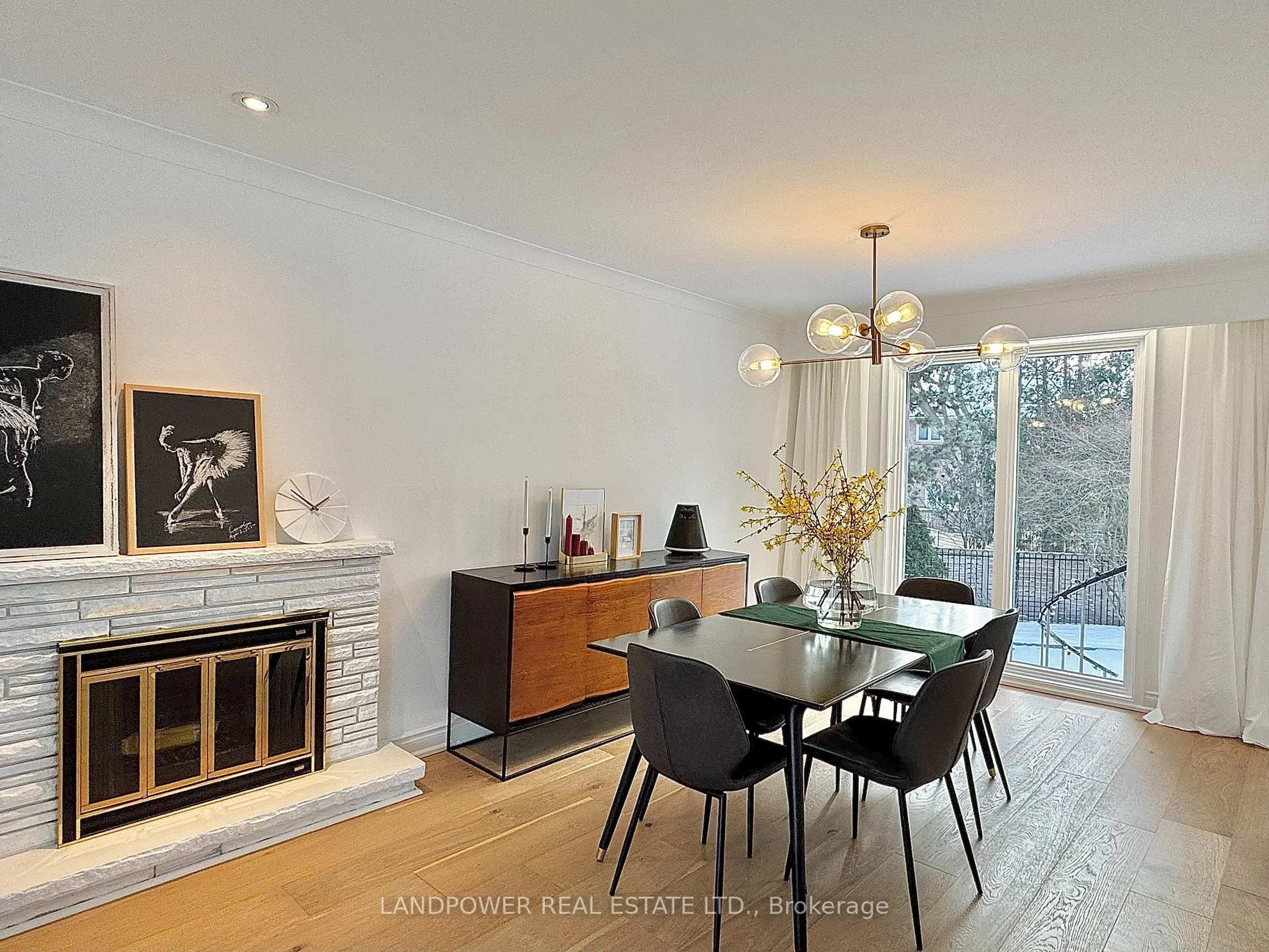 Dining room, unknown for 9 Alderdale Crt, Toronto Ontario M3B 2H8