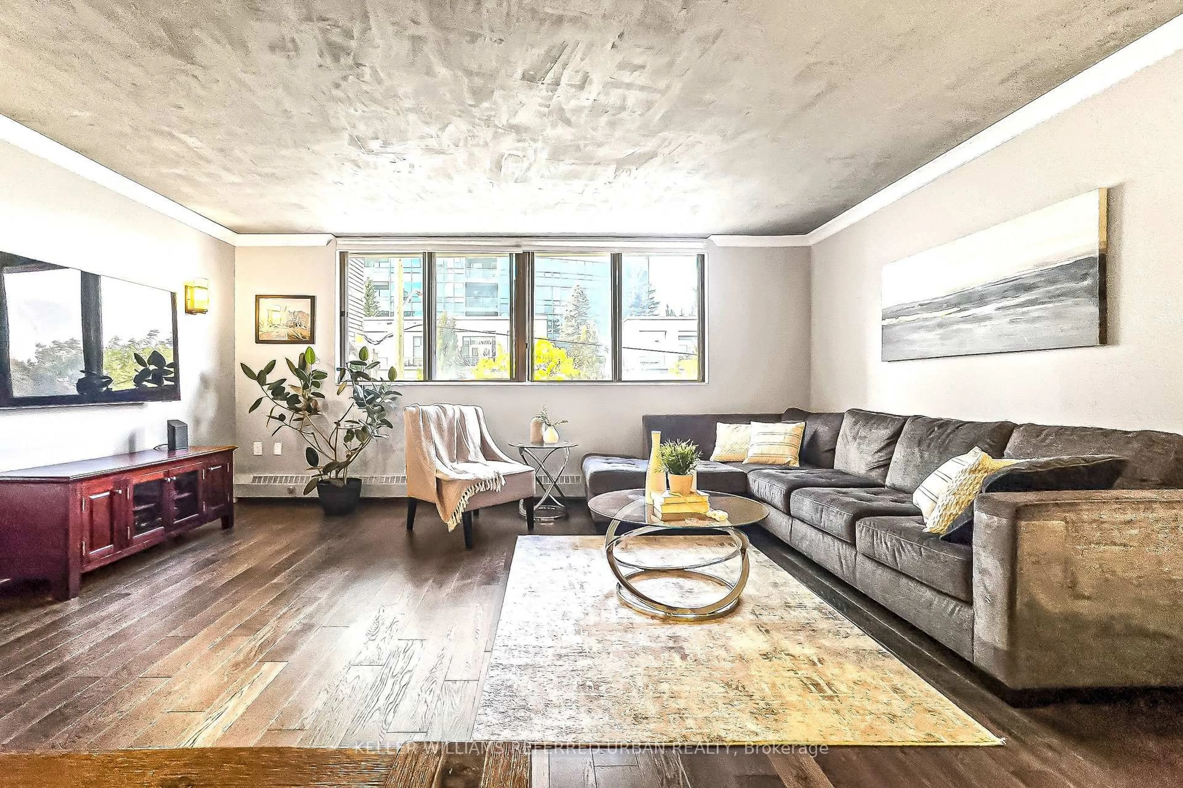 Living room with furniture, unknown for 3 Duplex Ave #205, Toronto Ontario M2M 4G6