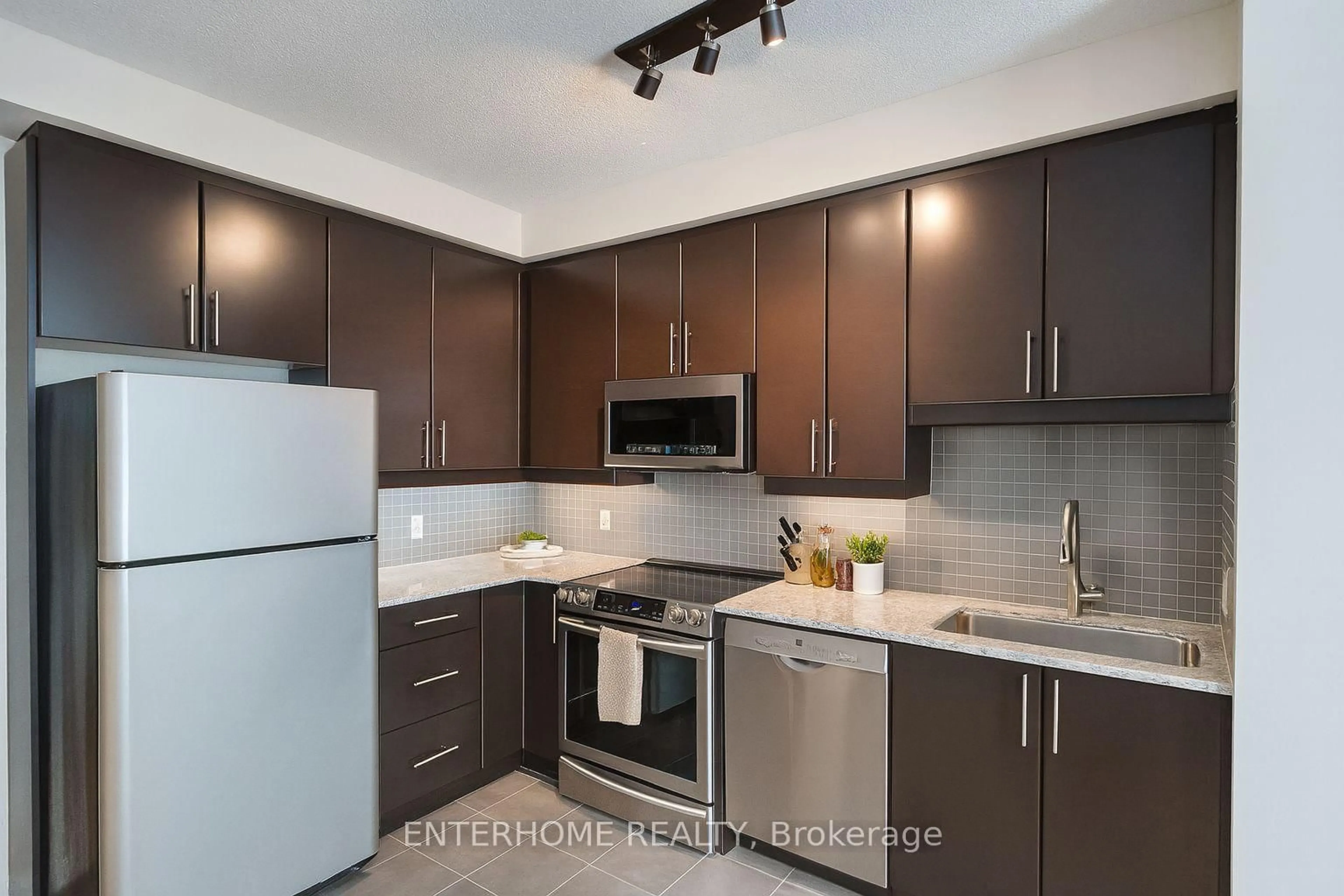 Standard kitchen, unknown for 18 Harbour St #2906, Toronto Ontario M5J 2Z6