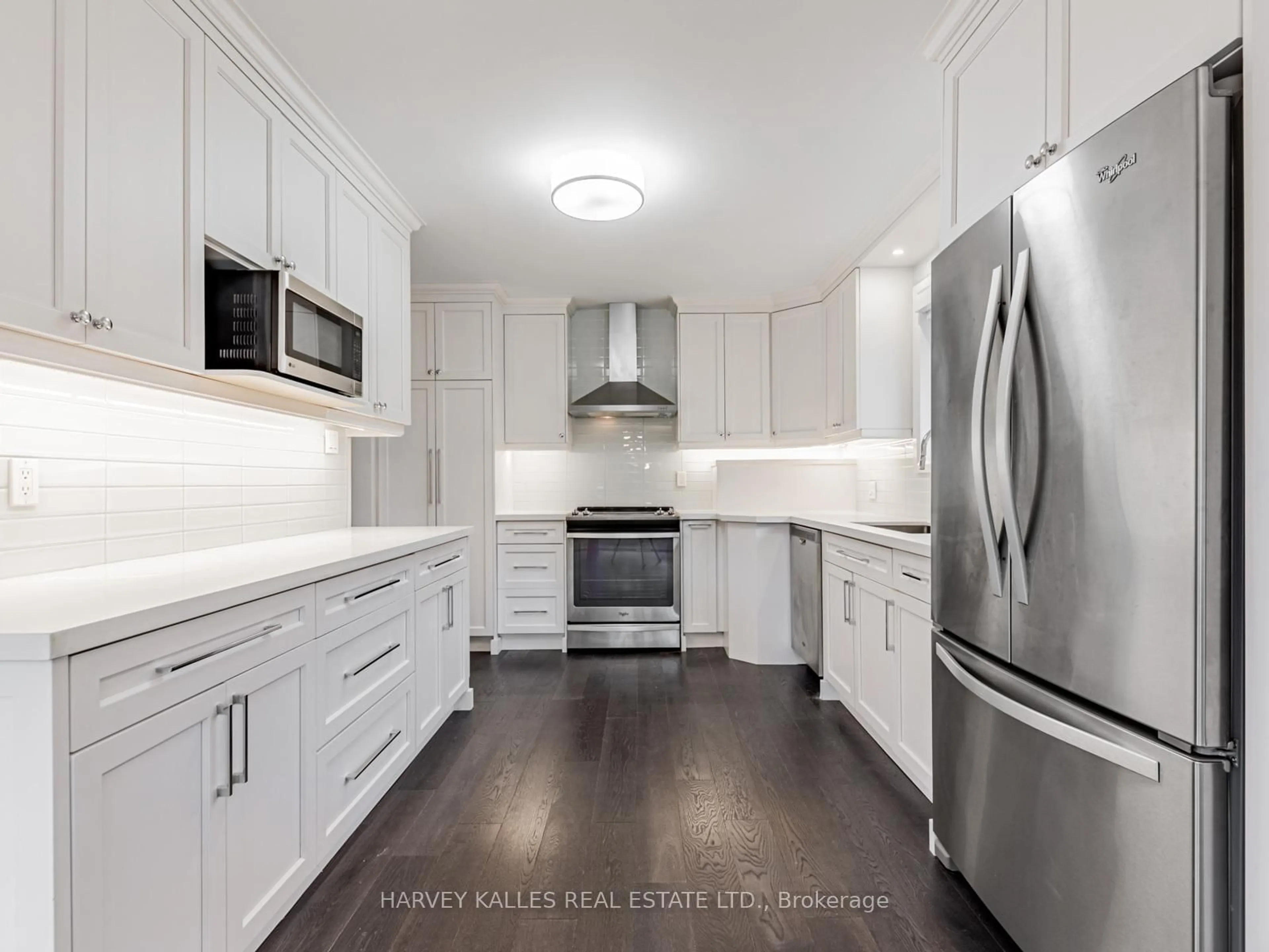 Contemporary kitchen, unknown for 62 Cocksfield Ave, Toronto Ontario M3H 3S6