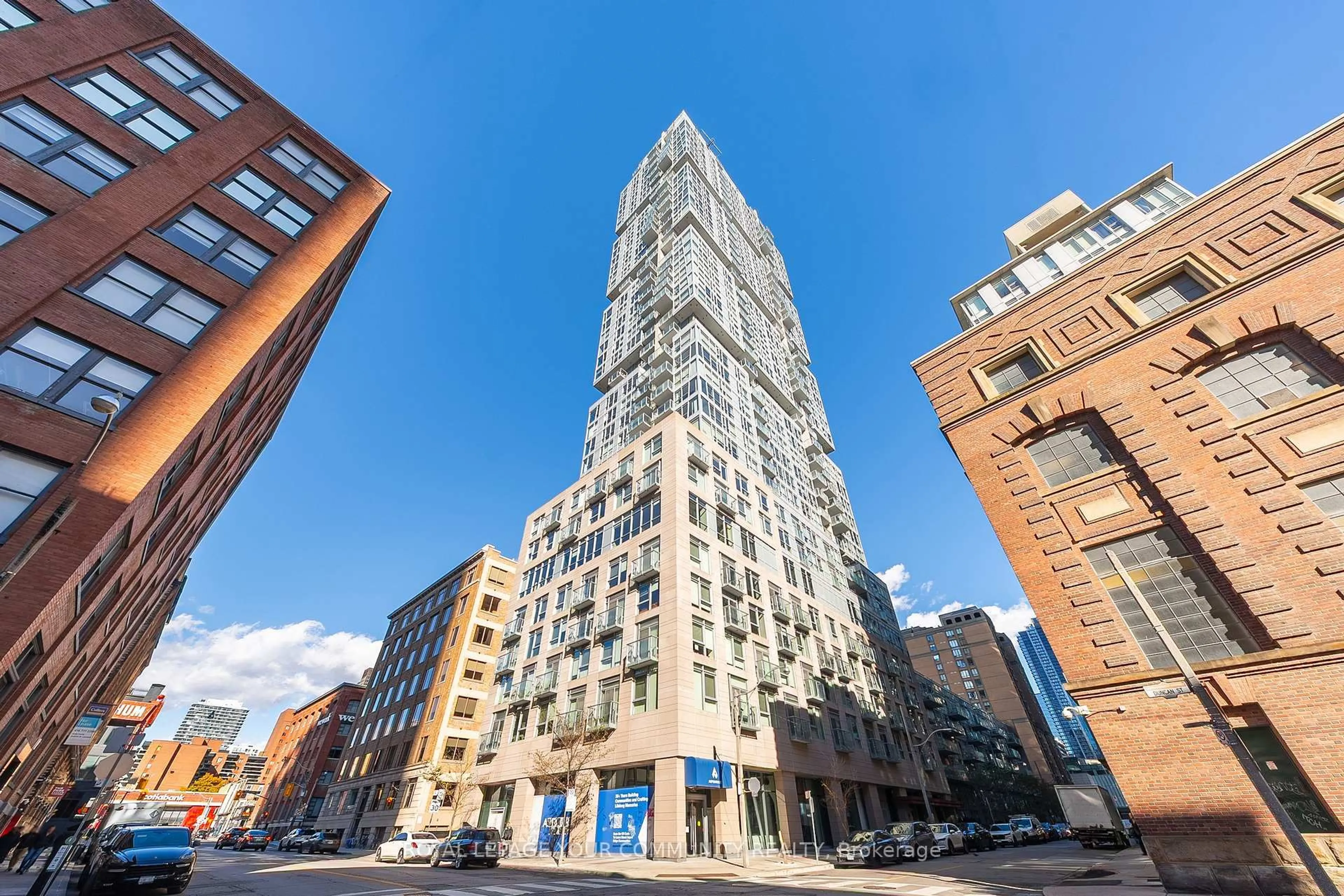 Unknown for 30 Nelson St #1602, Toronto Ontario M5V 0H5