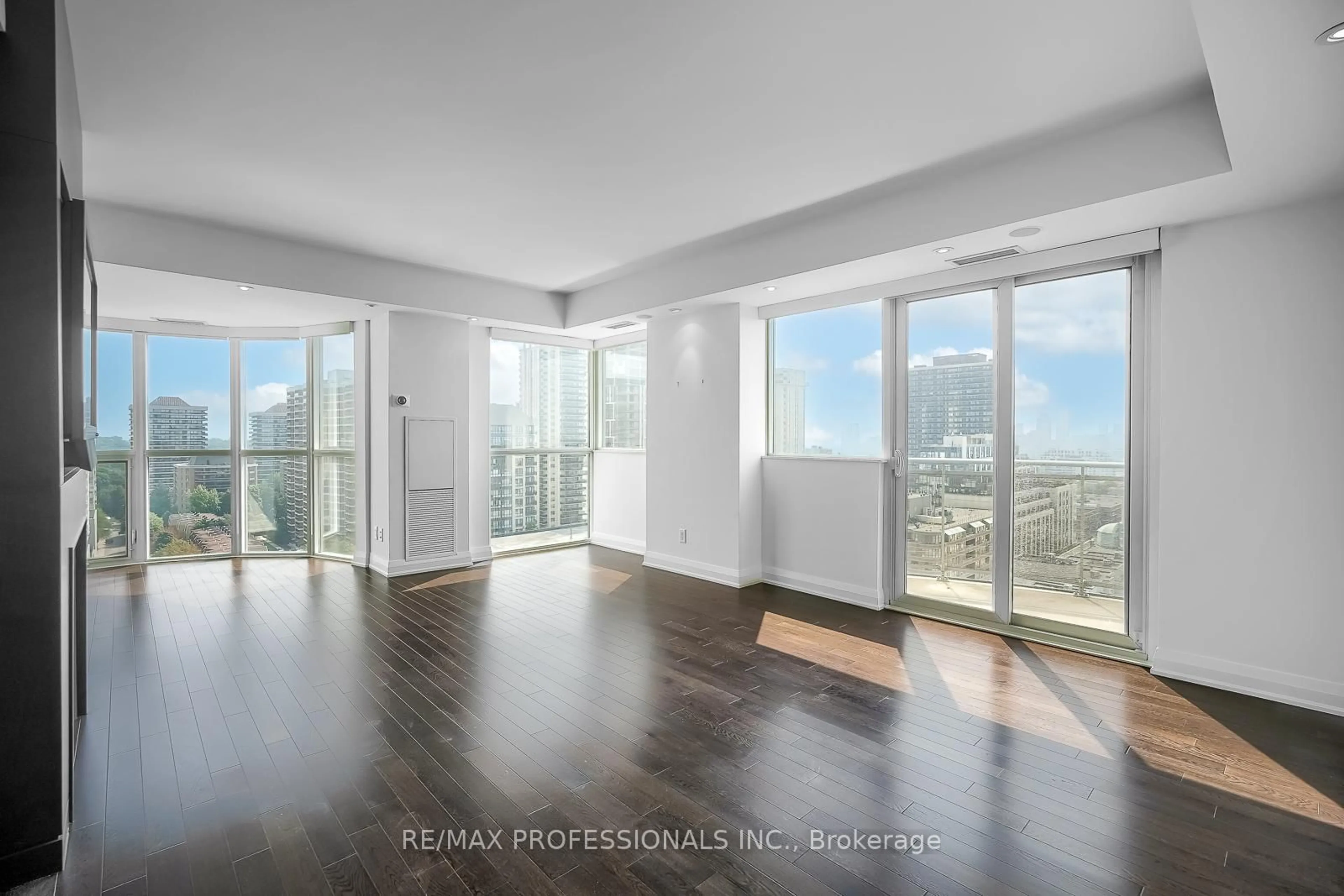 A pic of a room for 1430 Yonge St #1401, Toronto Ontario M4T 1Y6