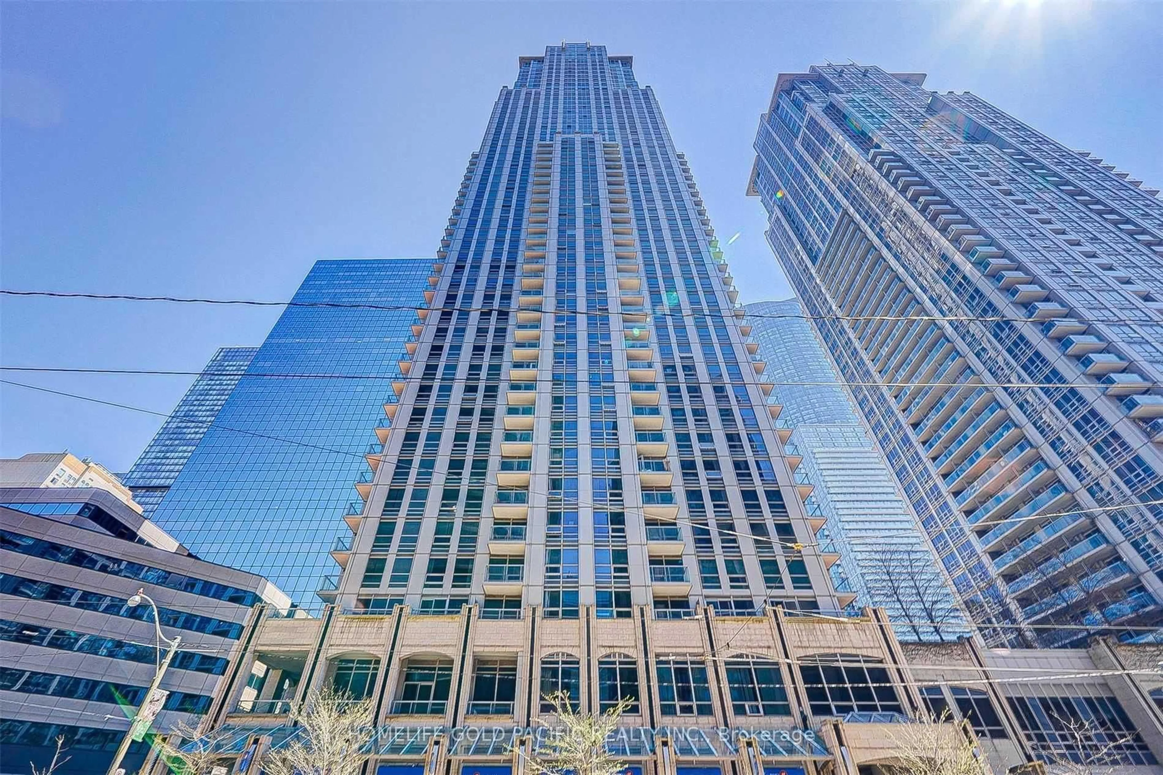 Indoor foyer for 763 Bay St #2908, Toronto Ontario M5G 2R3