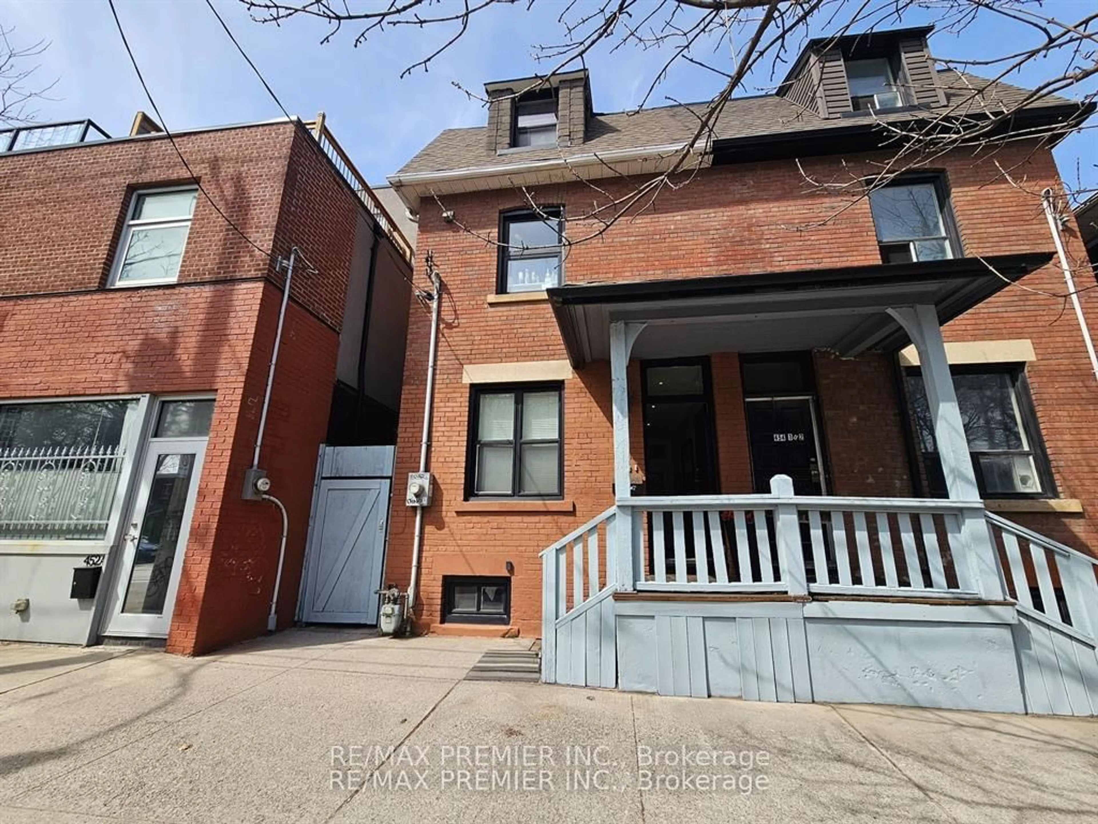 Home with brick exterior material, street for 454 Gerrard St, Toronto Ontario M5A 2H2